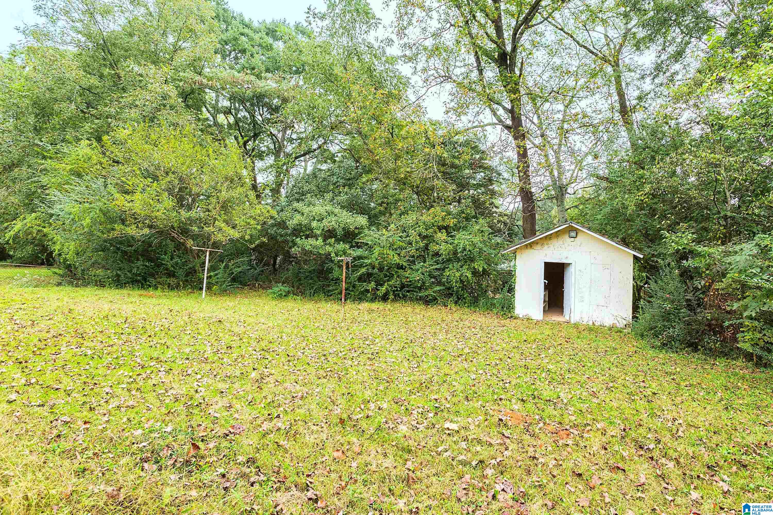 937 FIVE MILE ROAD