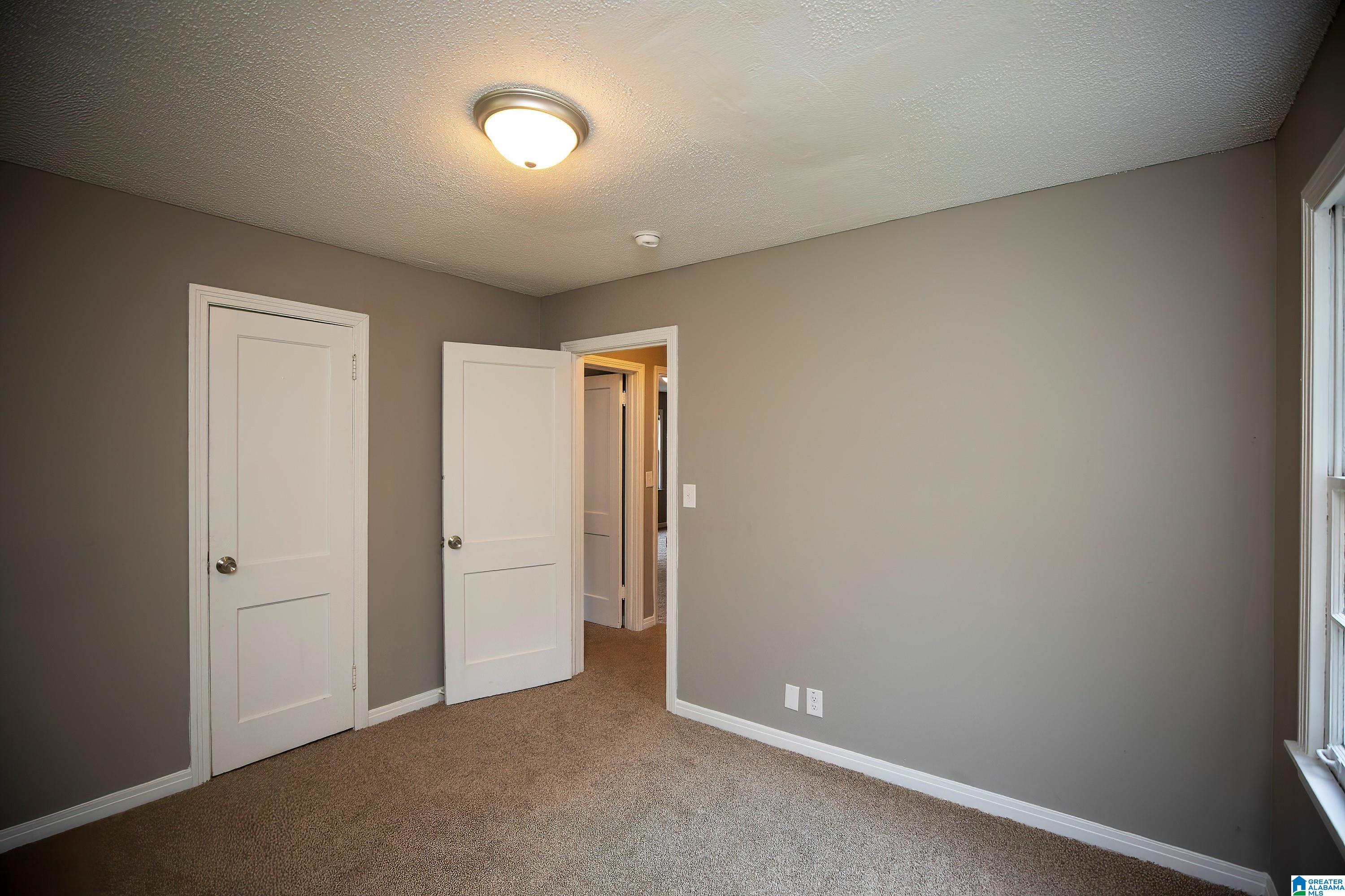 101 14TH COURT NW