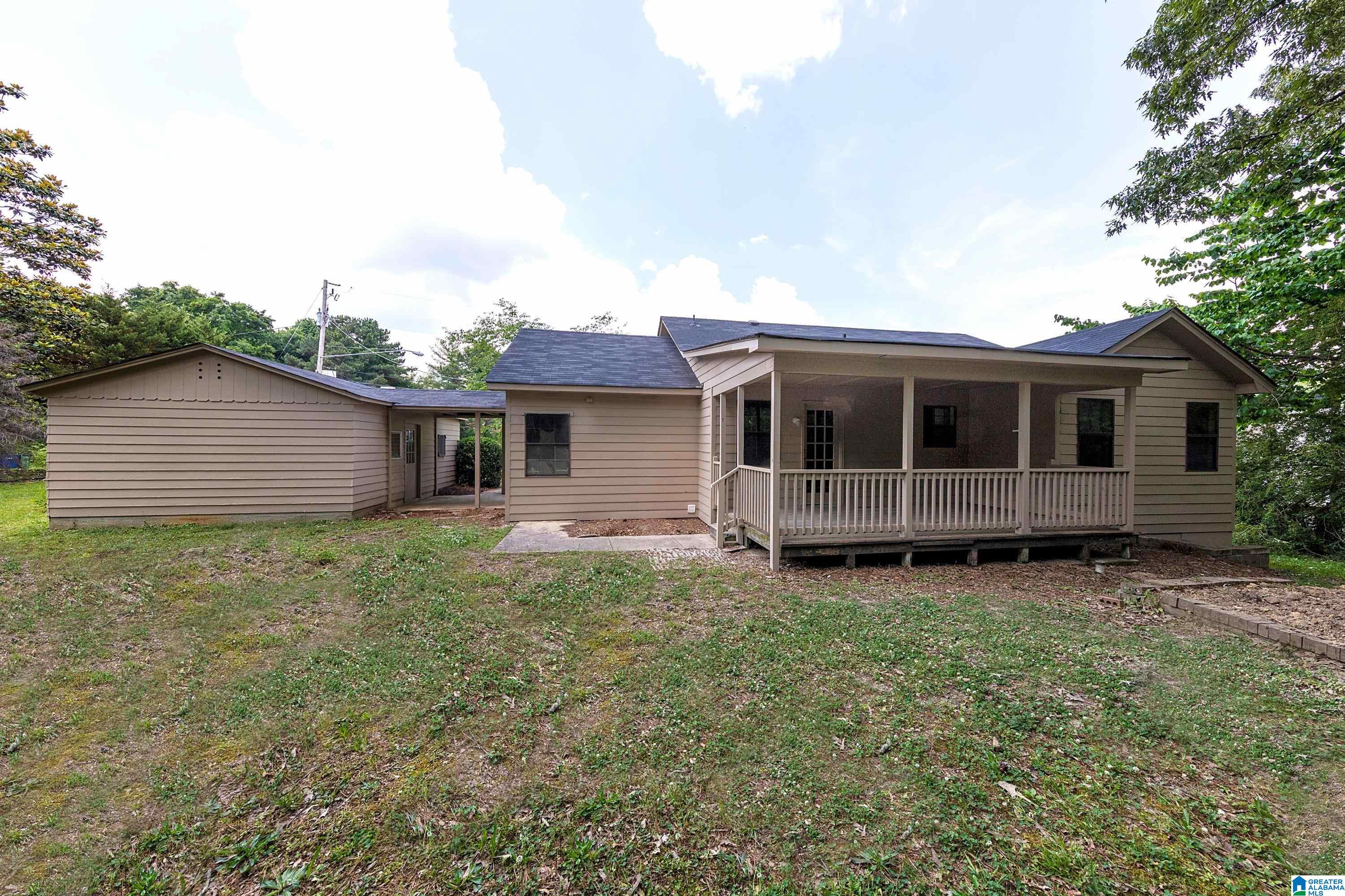 310 WILLOW GLEN DRIVE