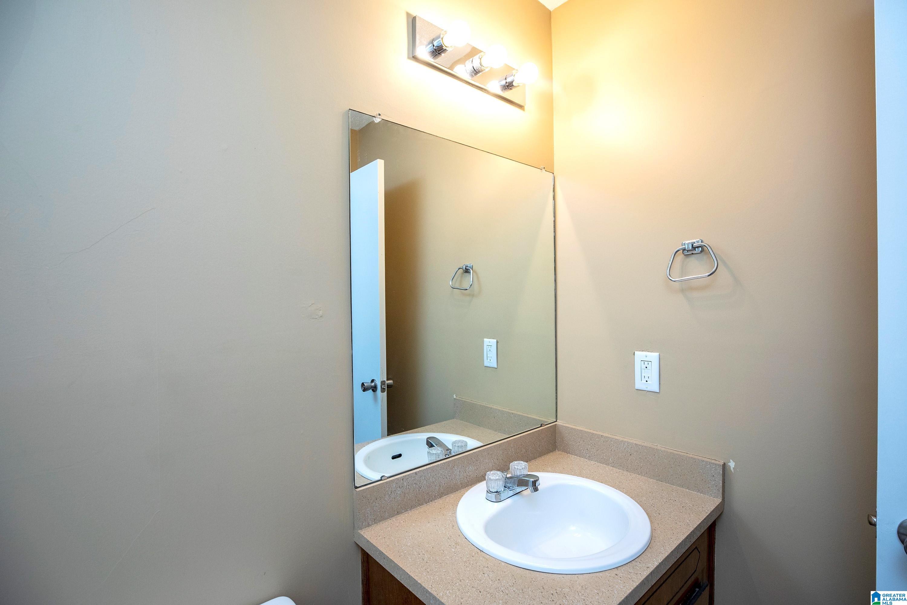 310 WILLOW GLEN DRIVE