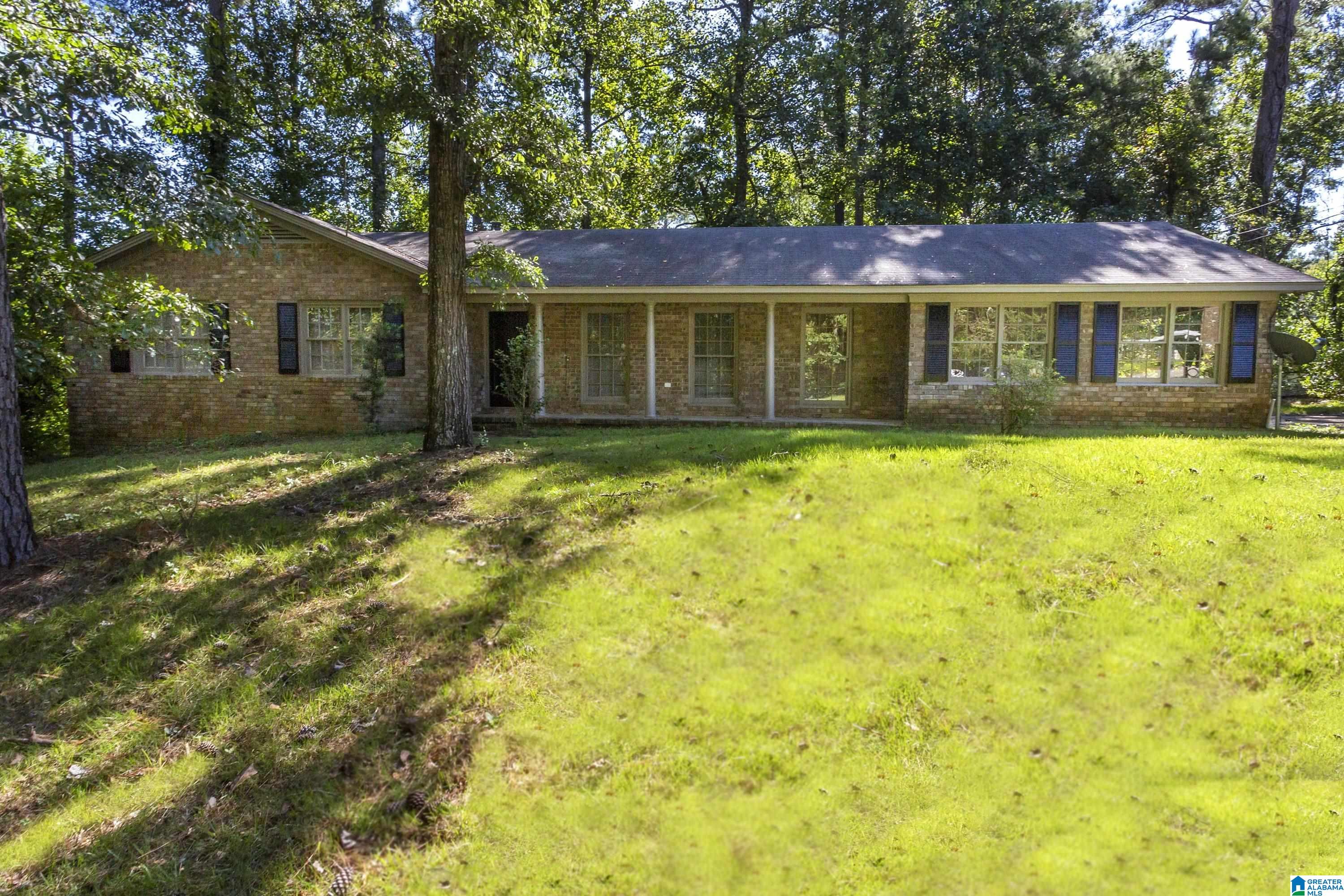 4725 WOODVALE DRIVE