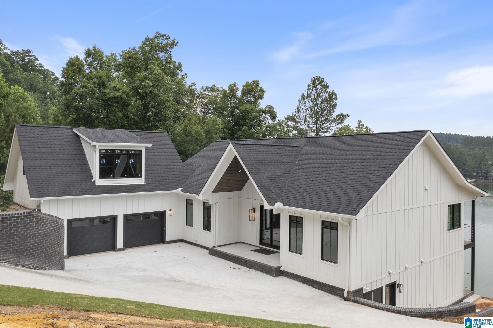 250 COUNTY ROAD 303, CRANE HILL, AL 35053
