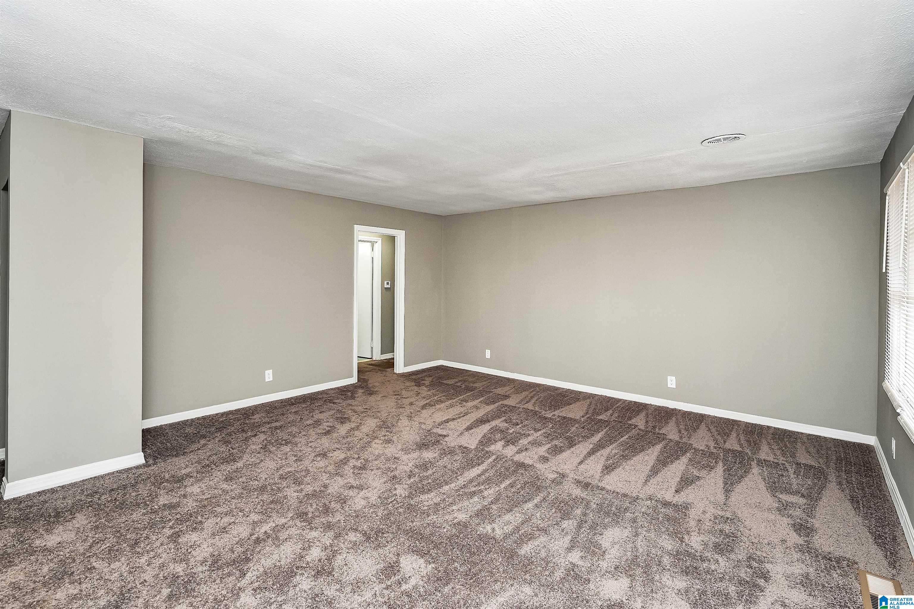 1043 HALLMARK ROAD