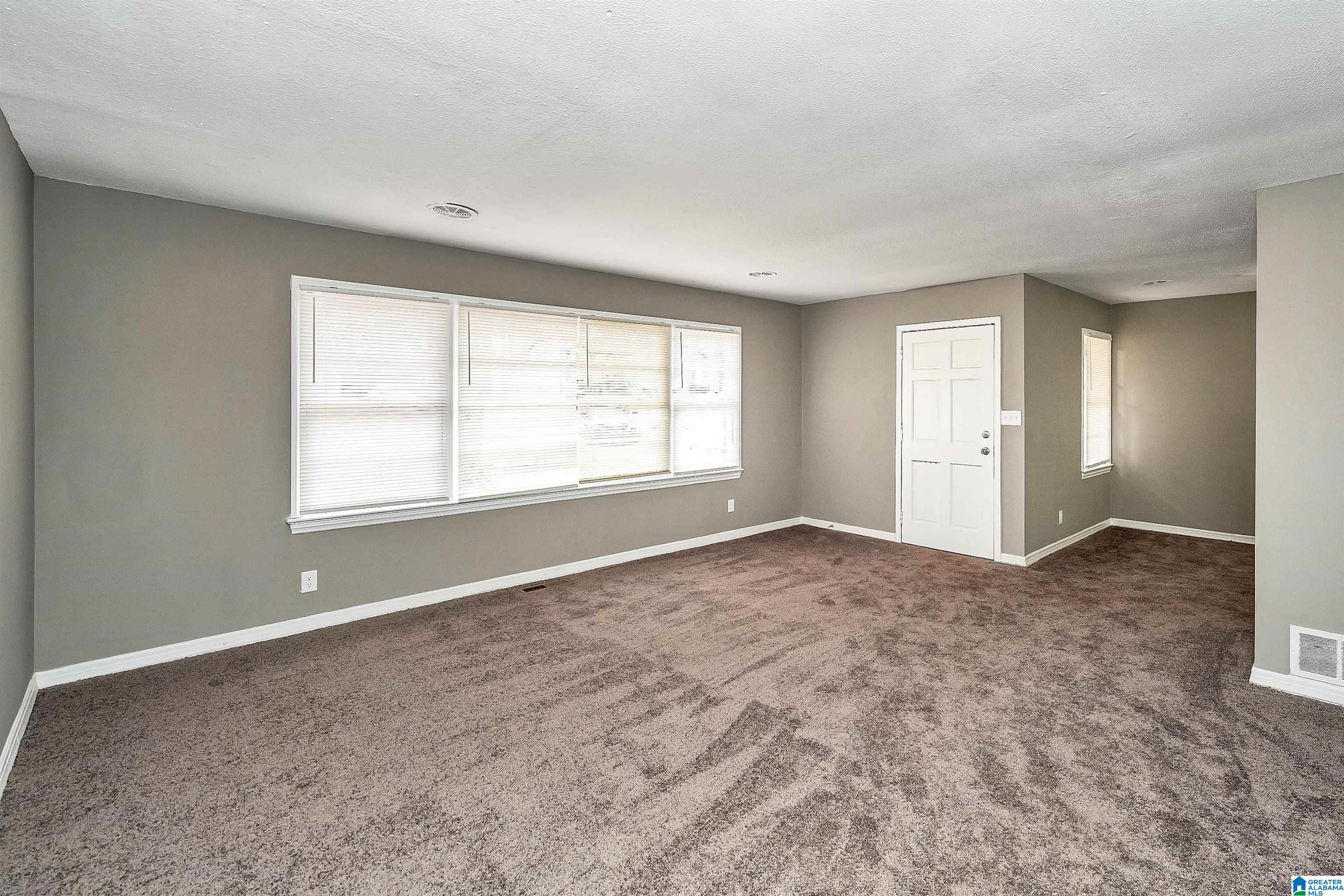 1043 HALLMARK ROAD