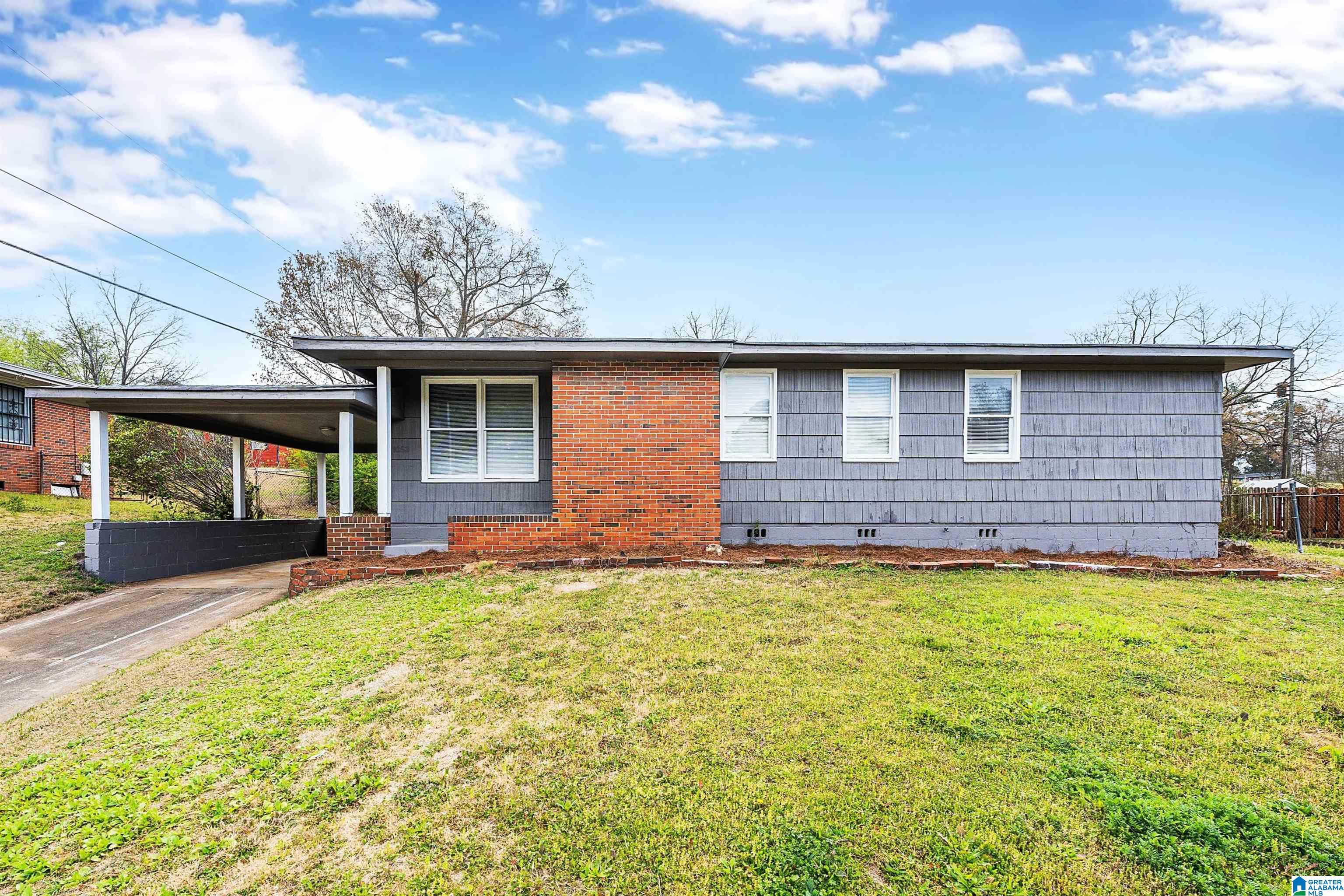 1053 GLEN OAK DRIVE