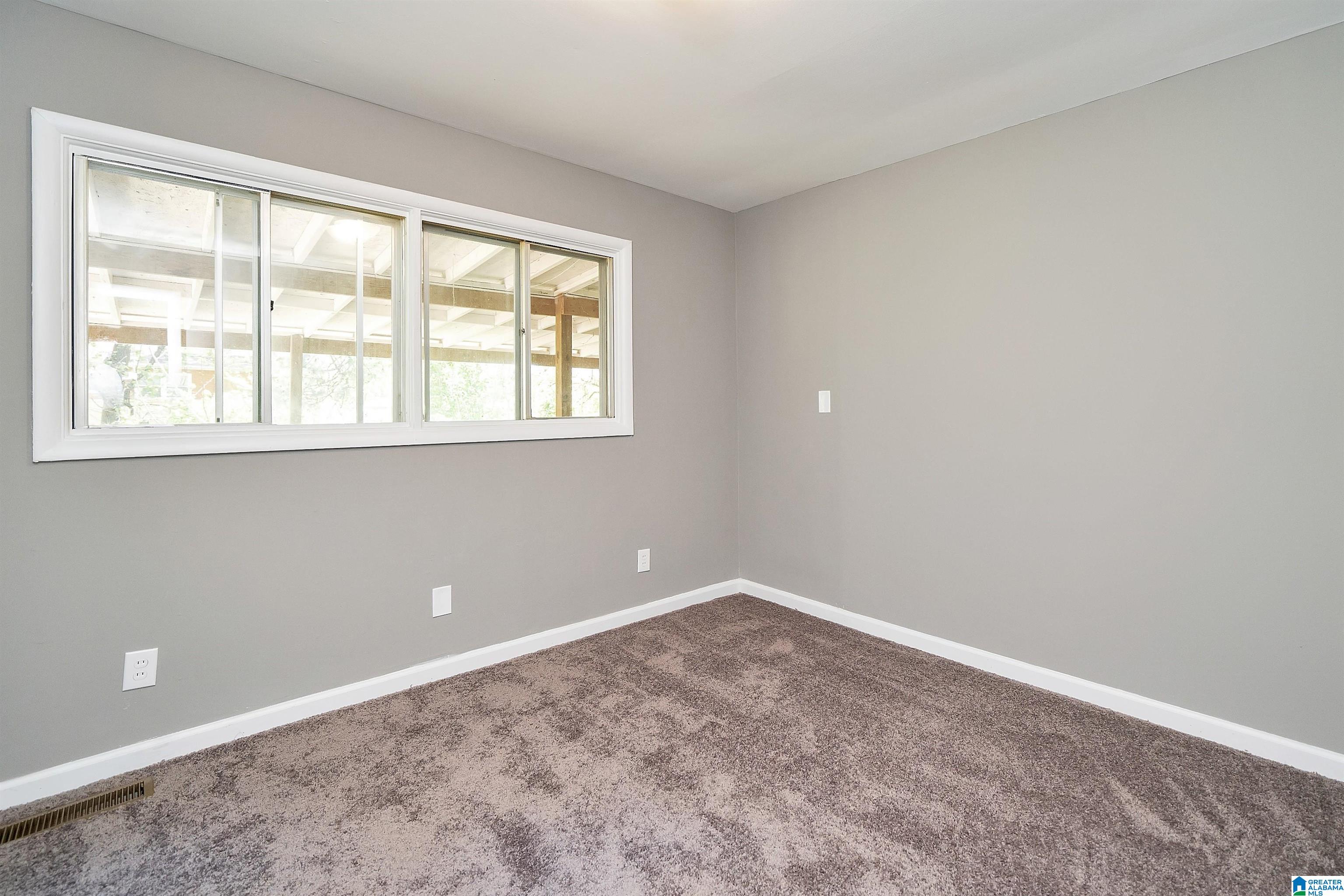 1333 HATFIELD LANE