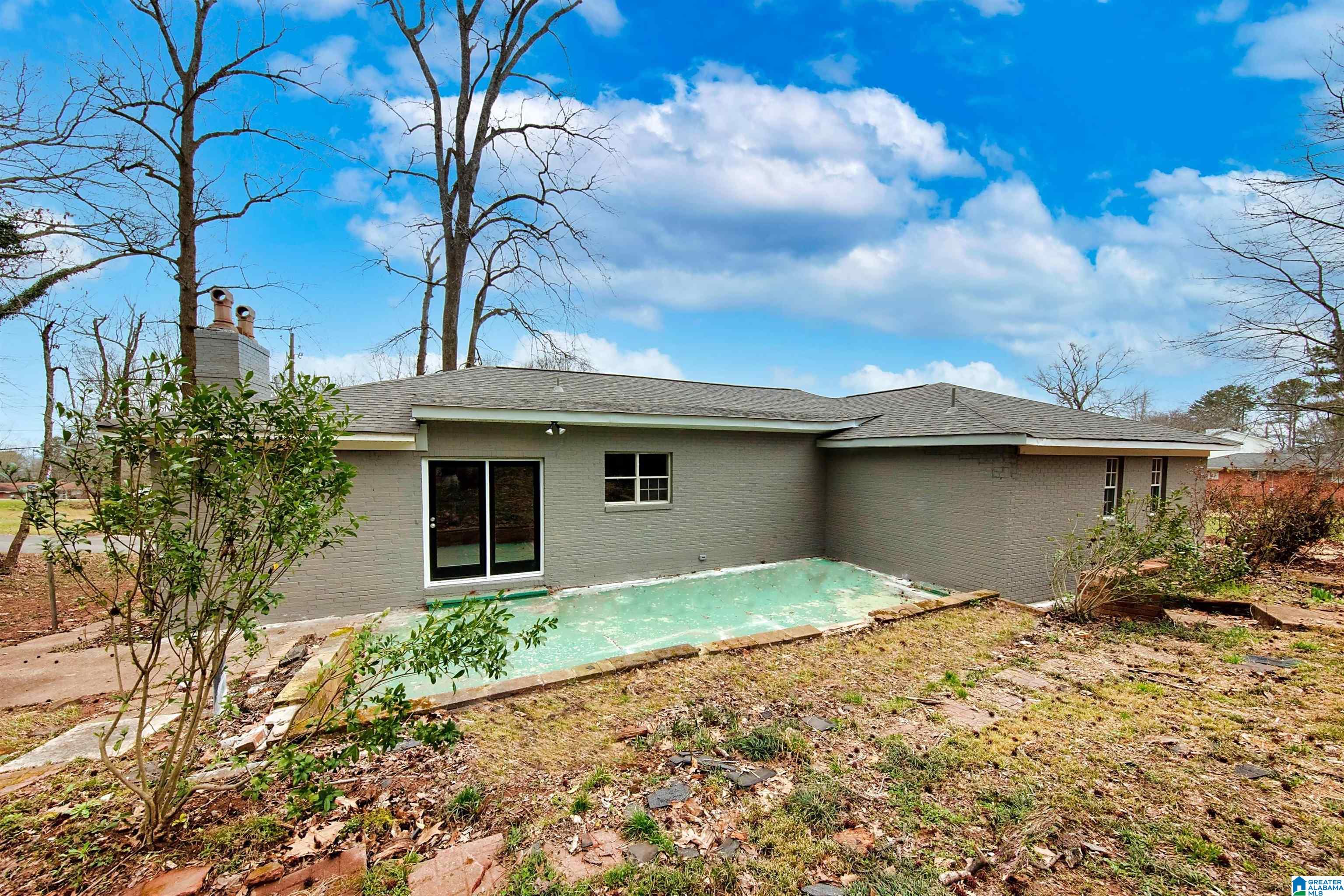 8941 GLENDALE DRIVE