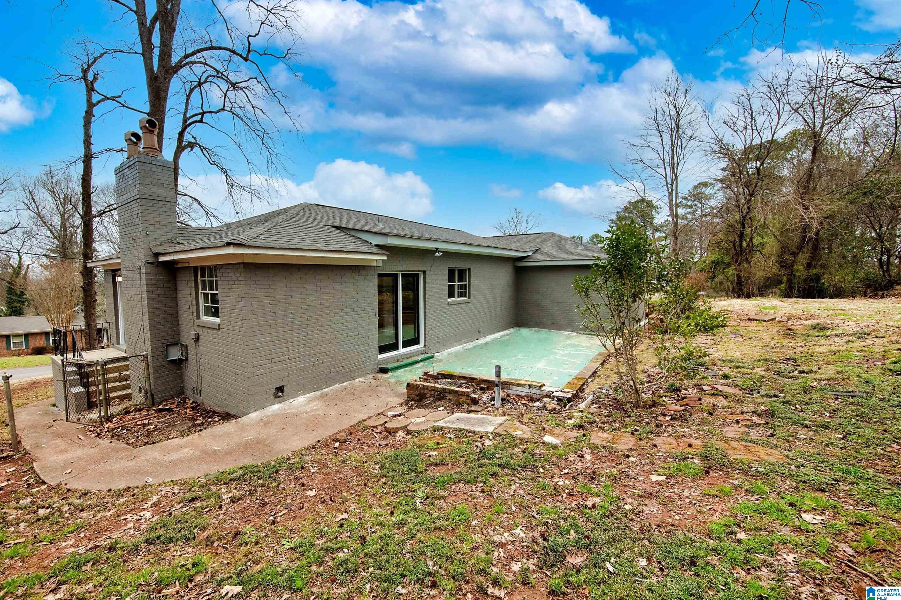 8941 GLENDALE DRIVE
