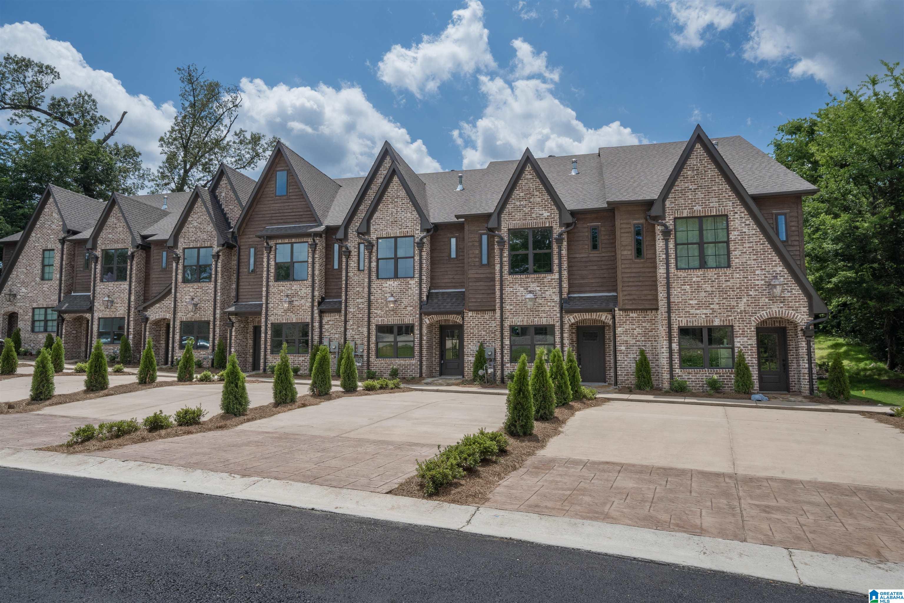 4228 OAKVIEW LANE, VESTAVIA HILLS, AL 35243