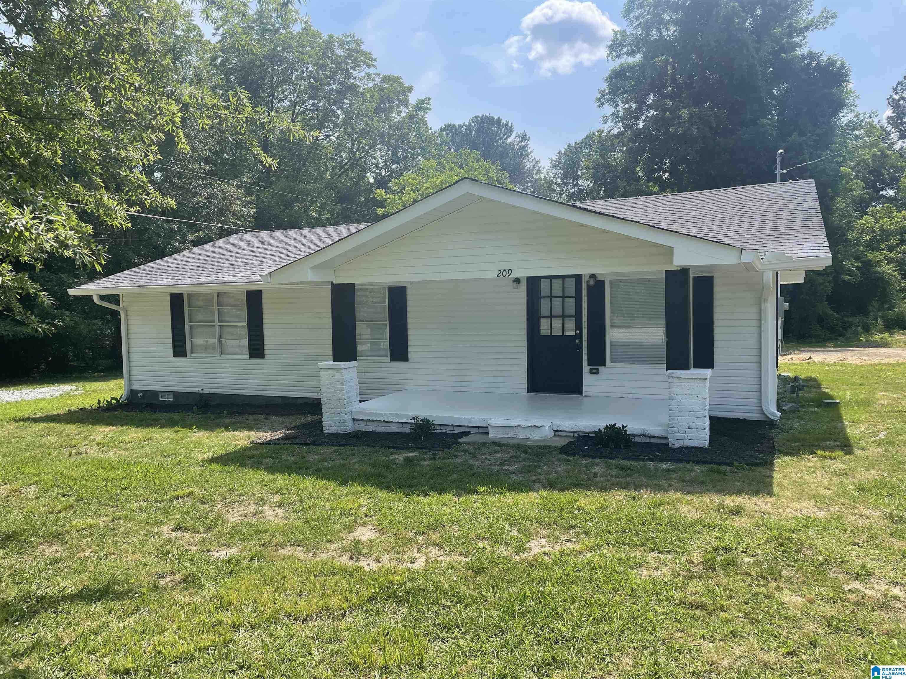 Homes for sale in Attalla, AL | 209 Covington Avenue Se, Attalla, AL 35954 | MLS# 1354082