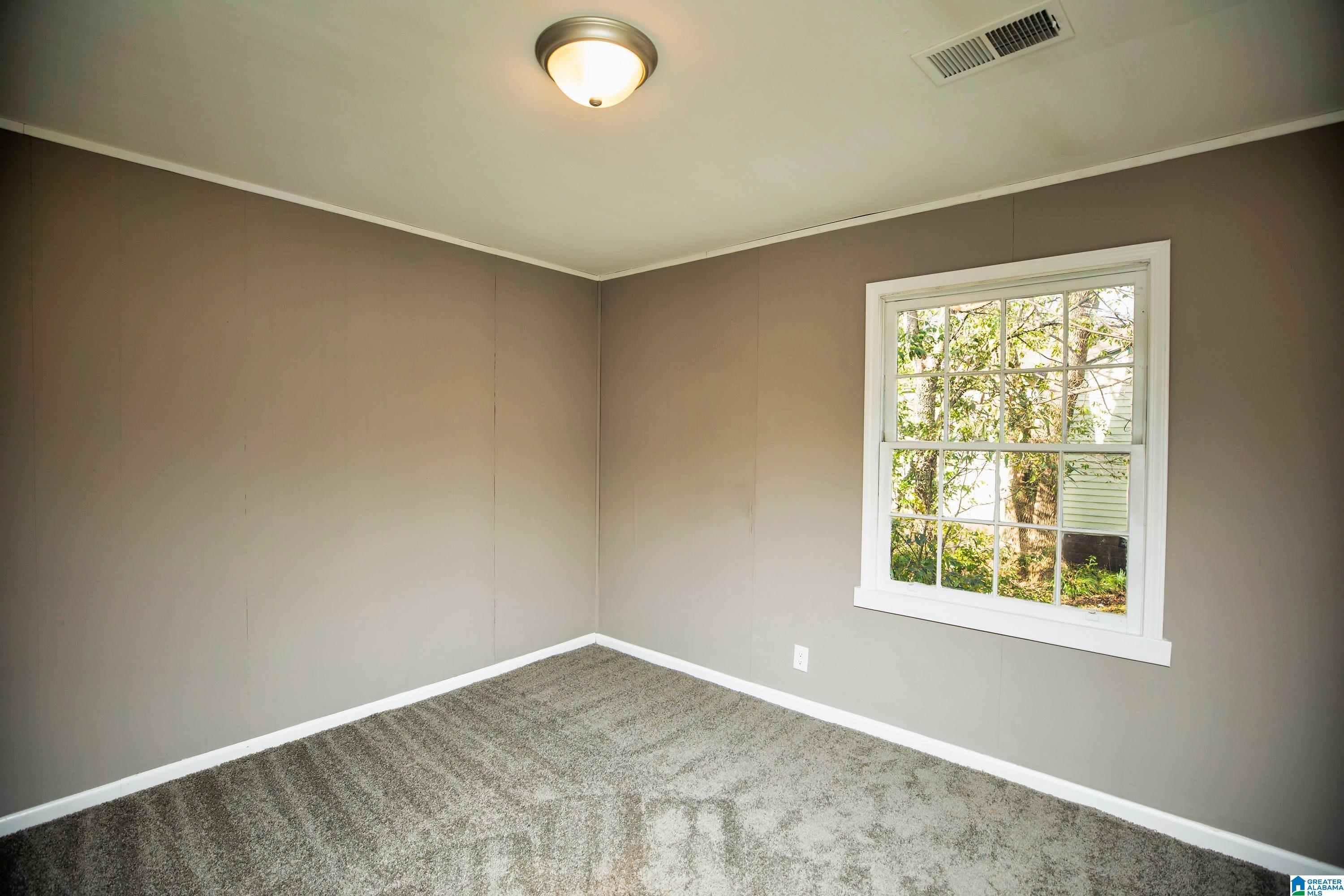 816 MEADOWBROOK DRIVE