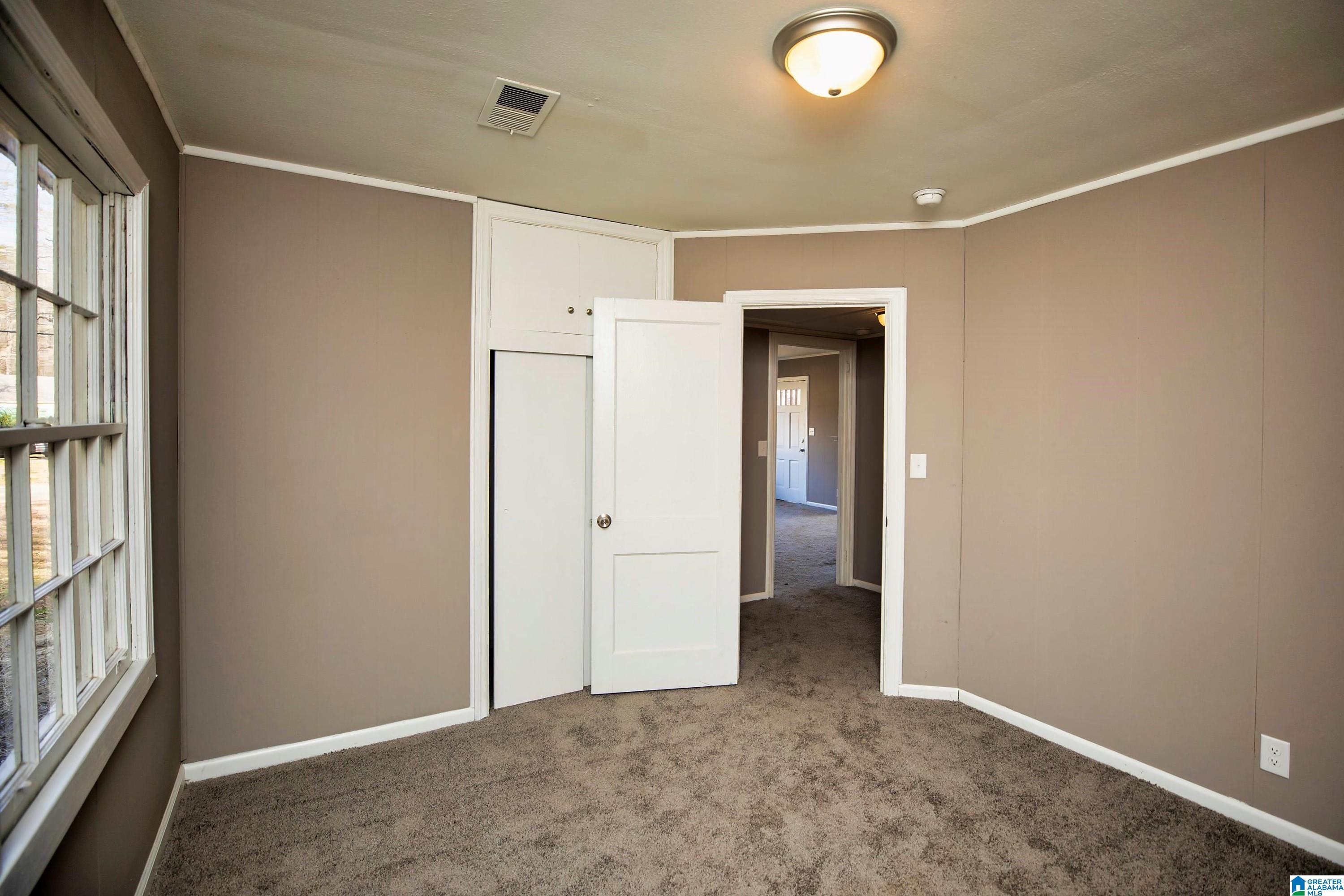 816 MEADOWBROOK DRIVE