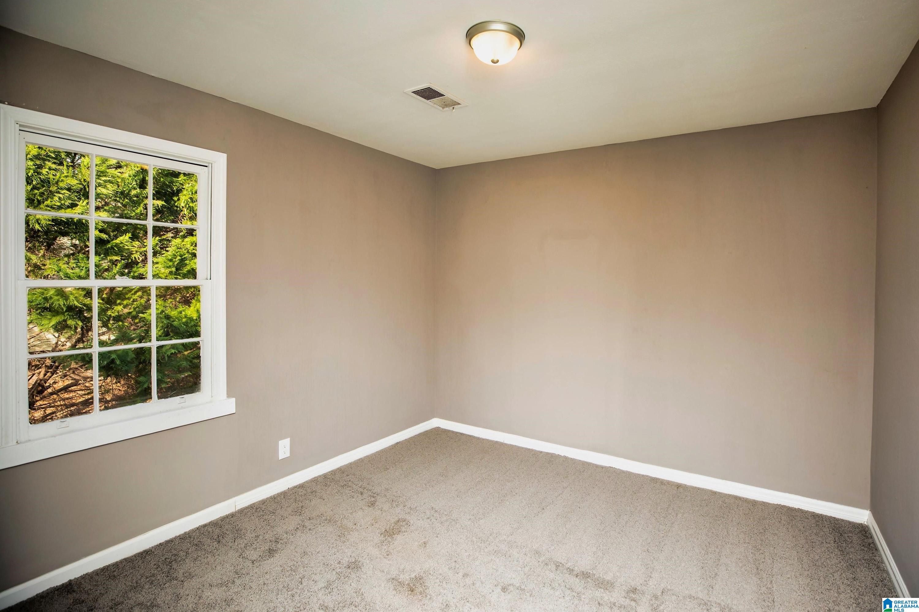 816 MEADOWBROOK DRIVE