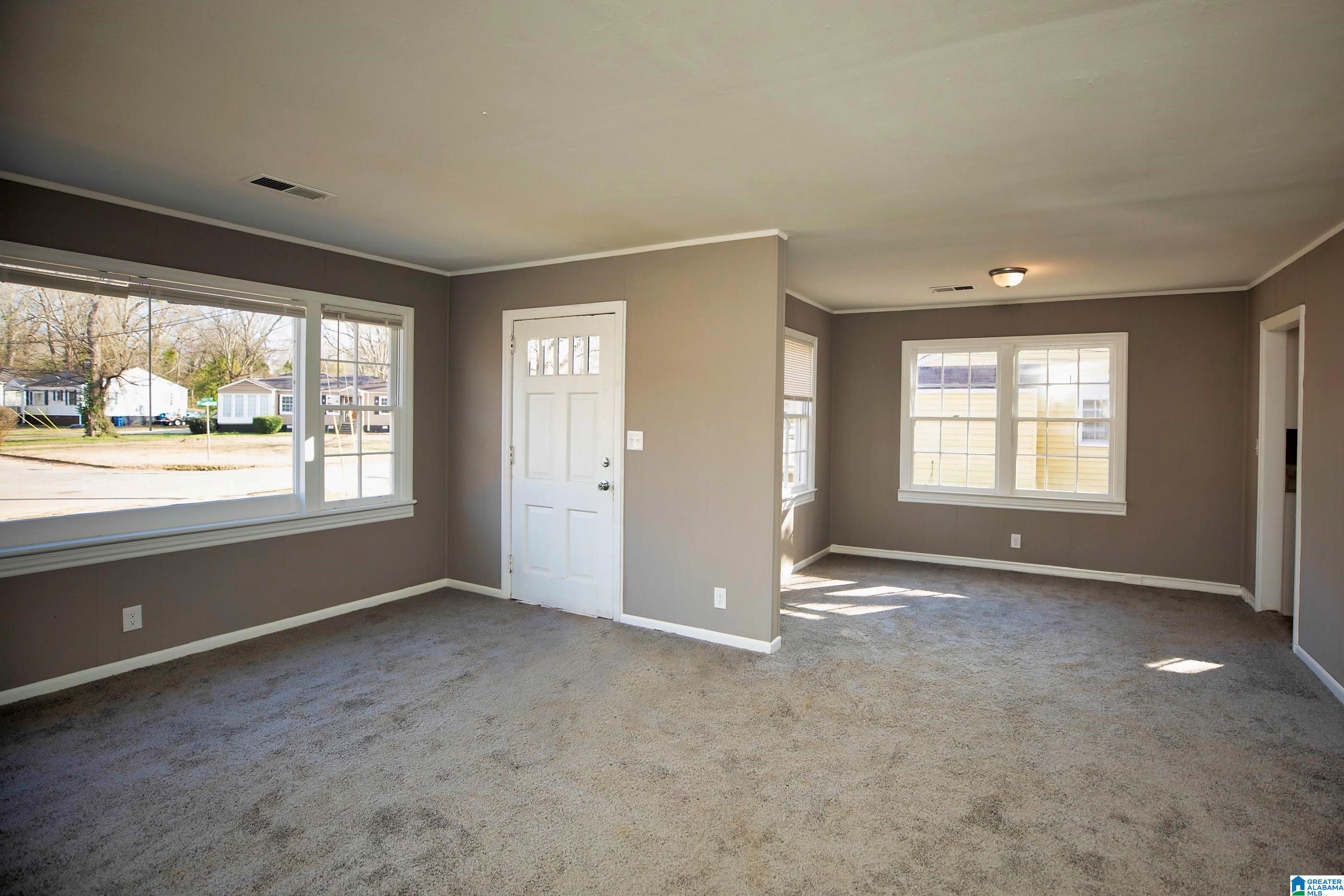816 MEADOWBROOK DRIVE