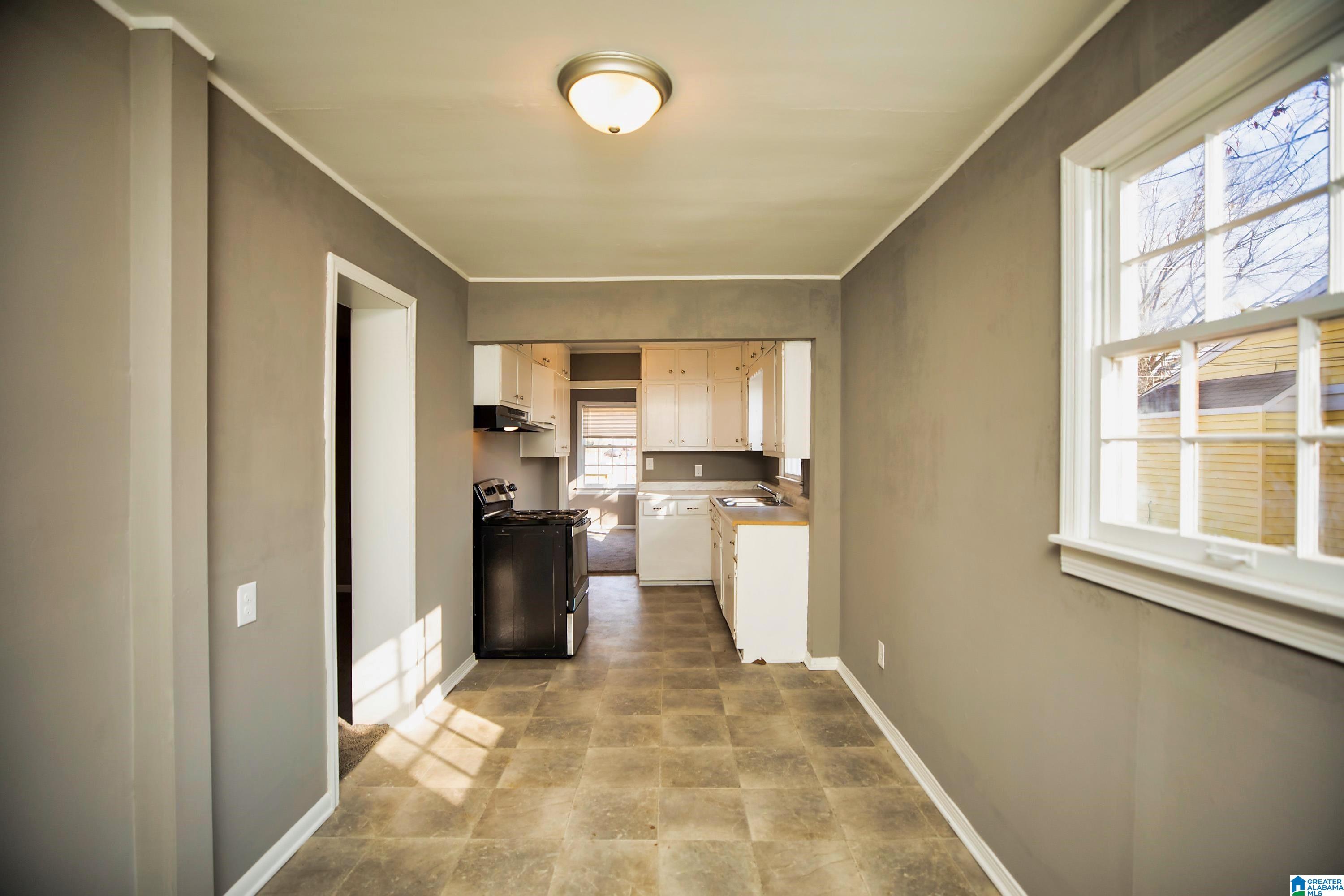 816 MEADOWBROOK DRIVE