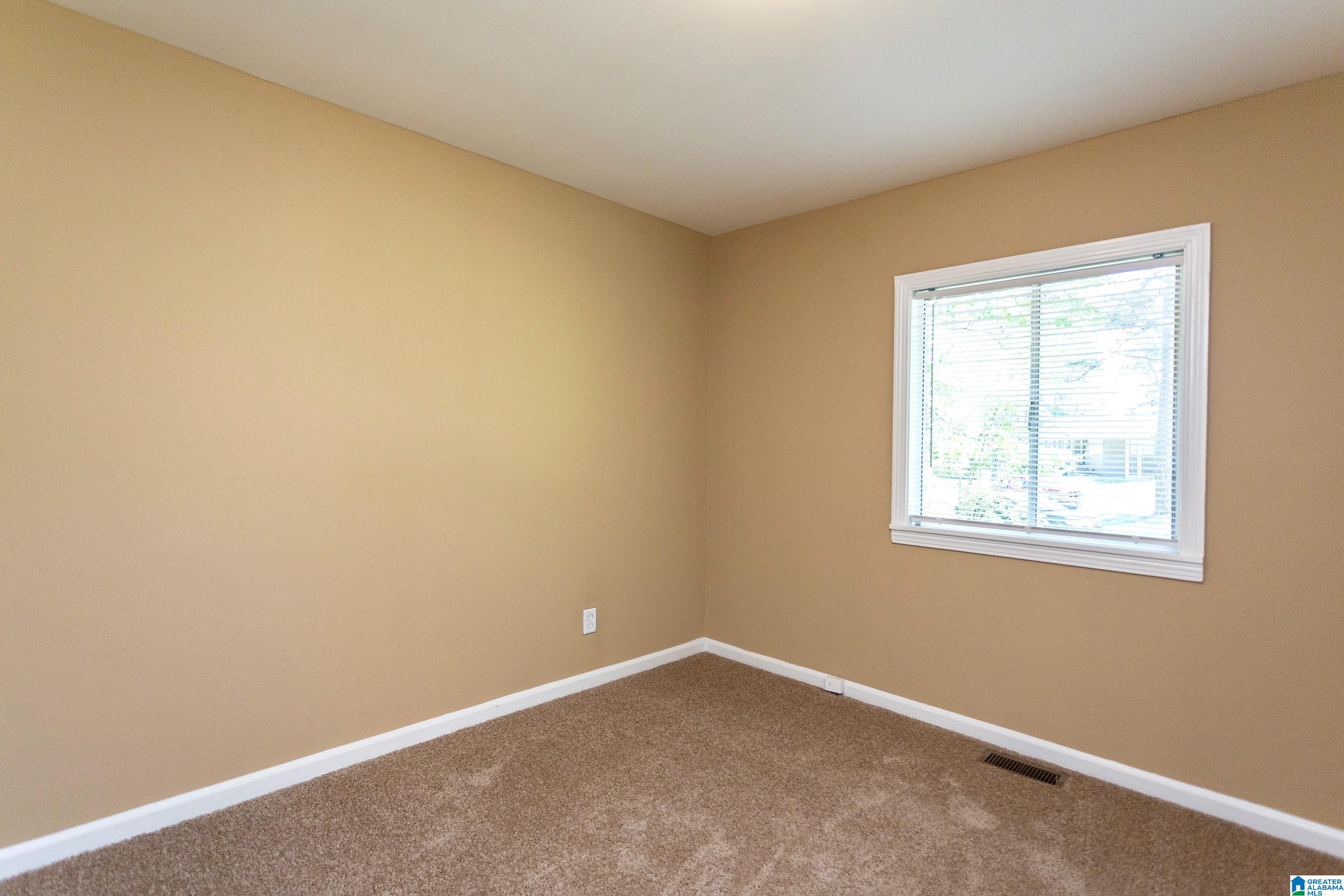 524 JANE ANN CIRCLE