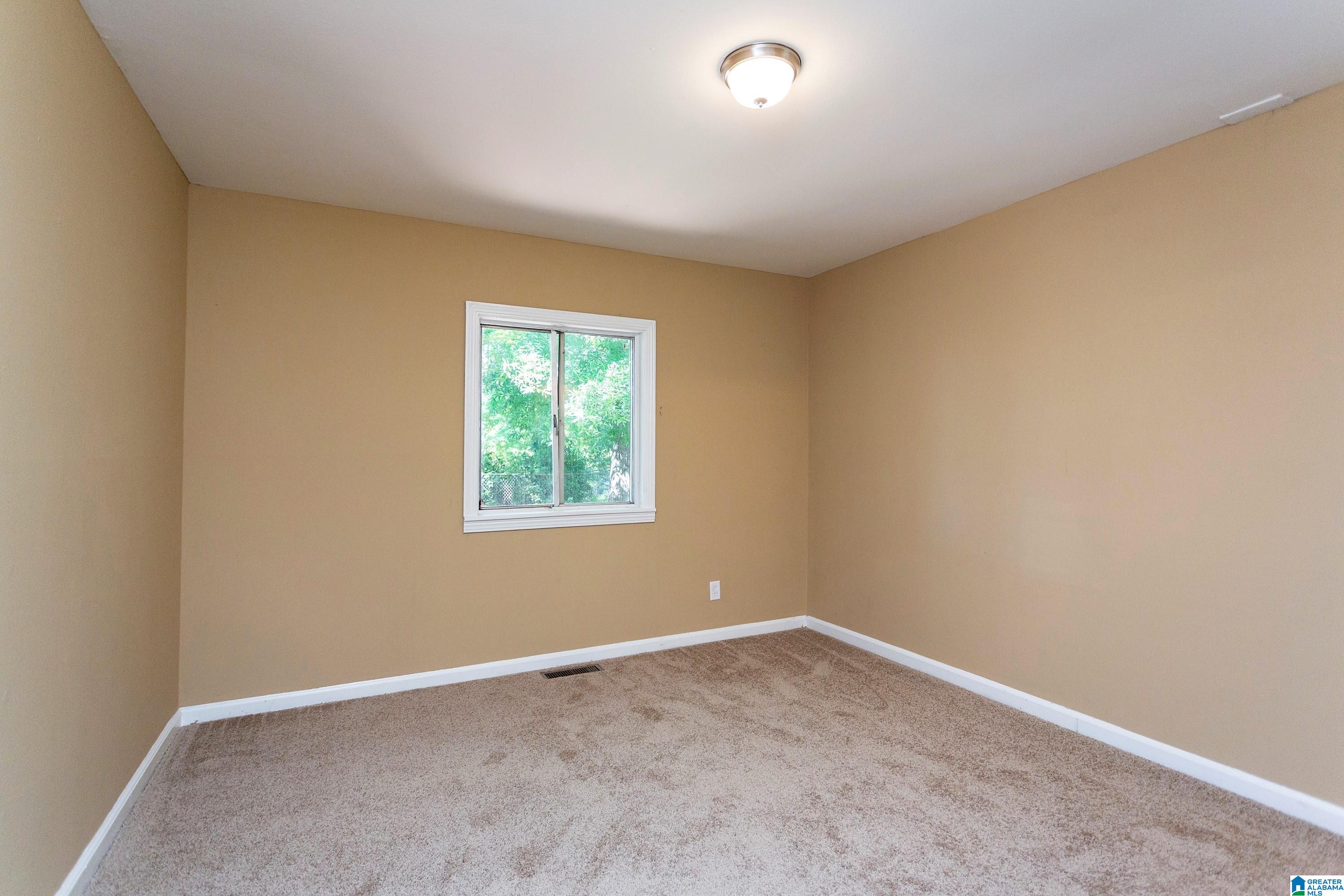 524 JANE ANN CIRCLE