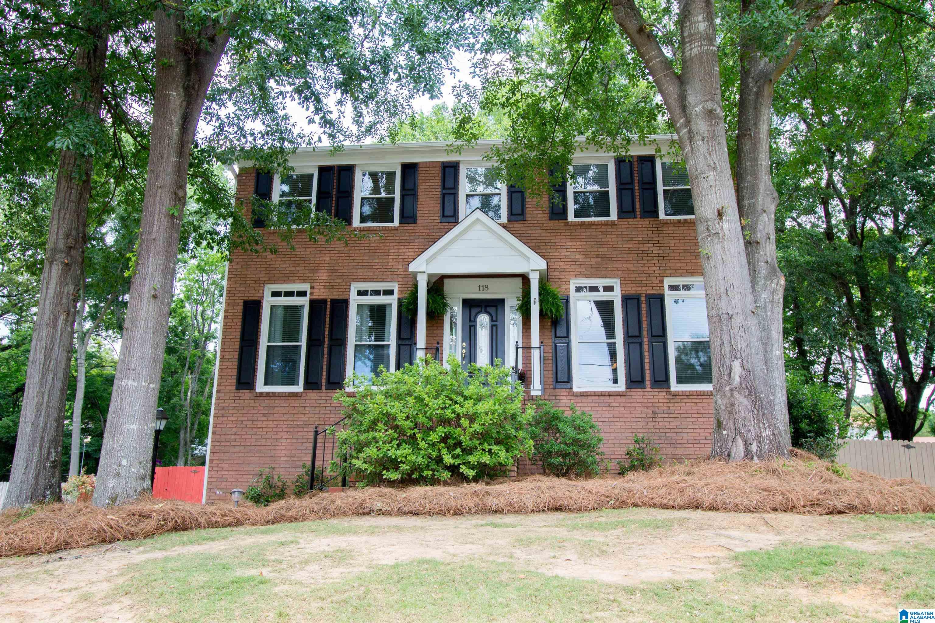 118 INDIAN CREEK DRIVE, PELHAM, AL 35124