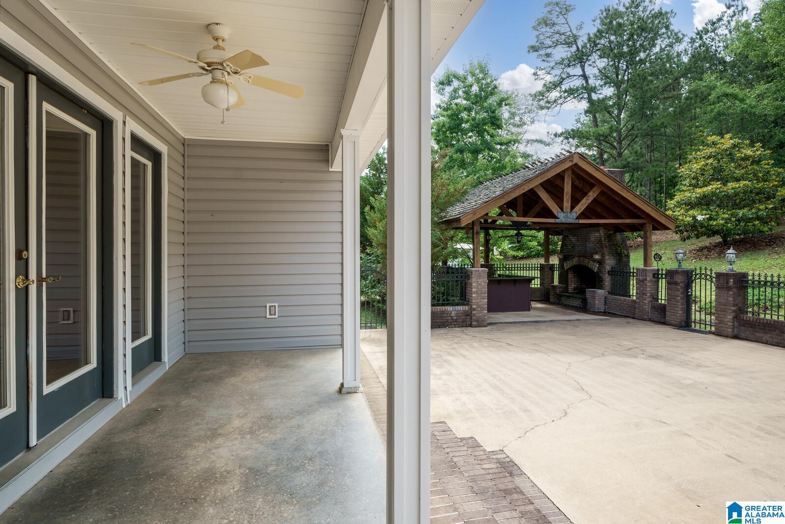 1281 ABERCROMBIE ROAD