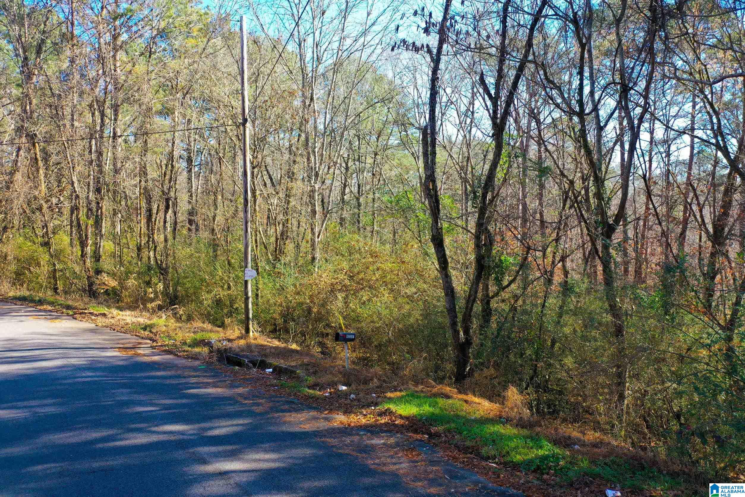 Homes for sale in Pinson, AL | 8232 Country Circle, Pinson, AL 35126 | MLS# 1357171