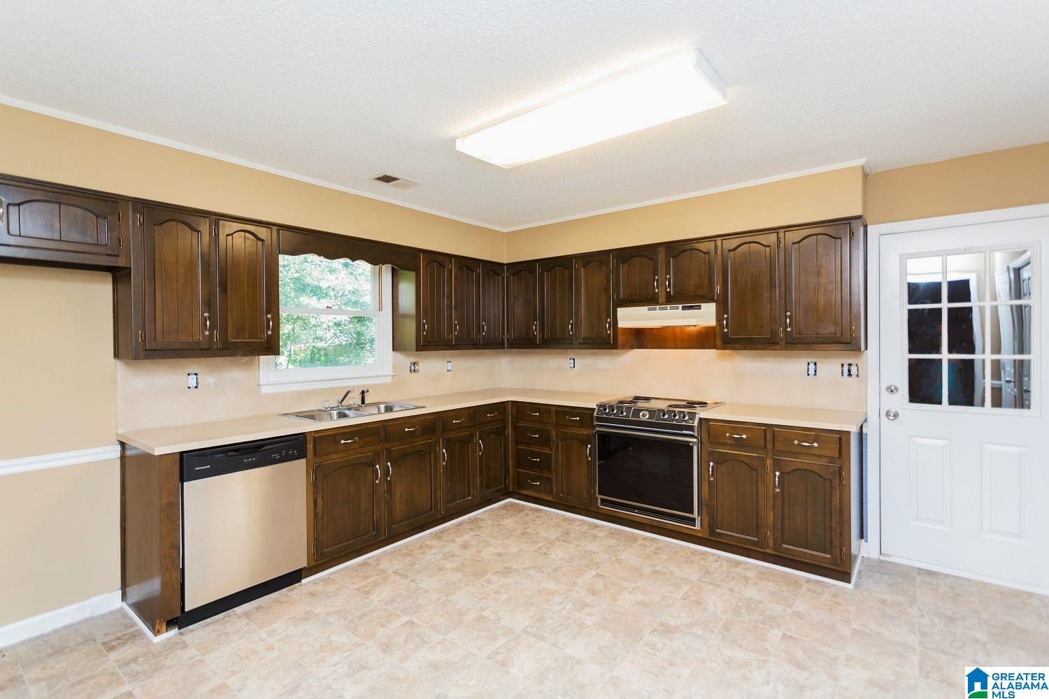 1036 CARIBBEAN CIRCLE