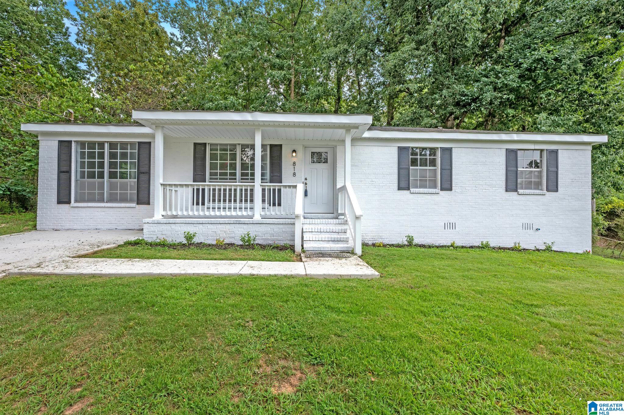 818 Hickory Drive, Mount Olive, AL 35117