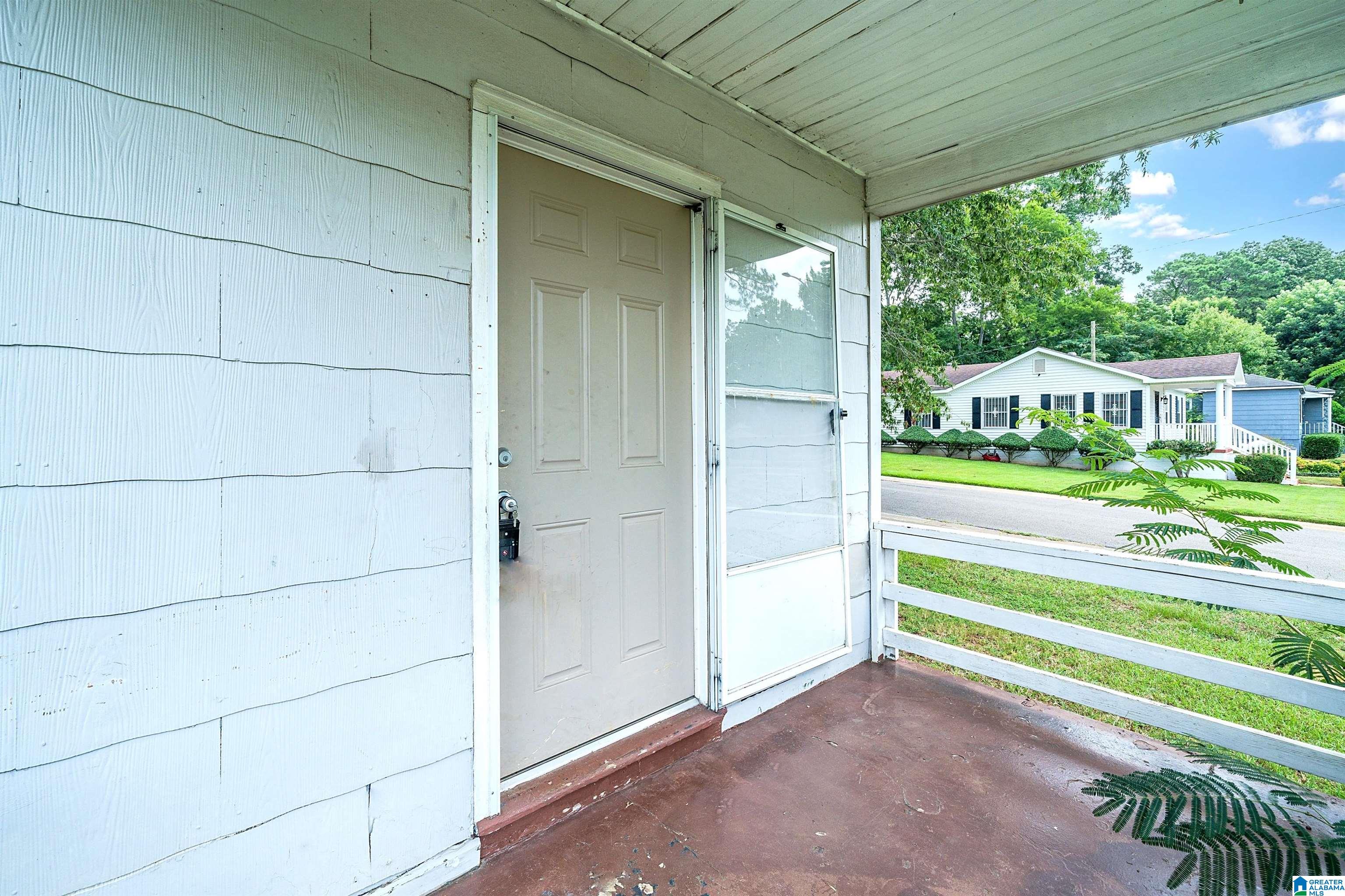1272 MEADOW LANE