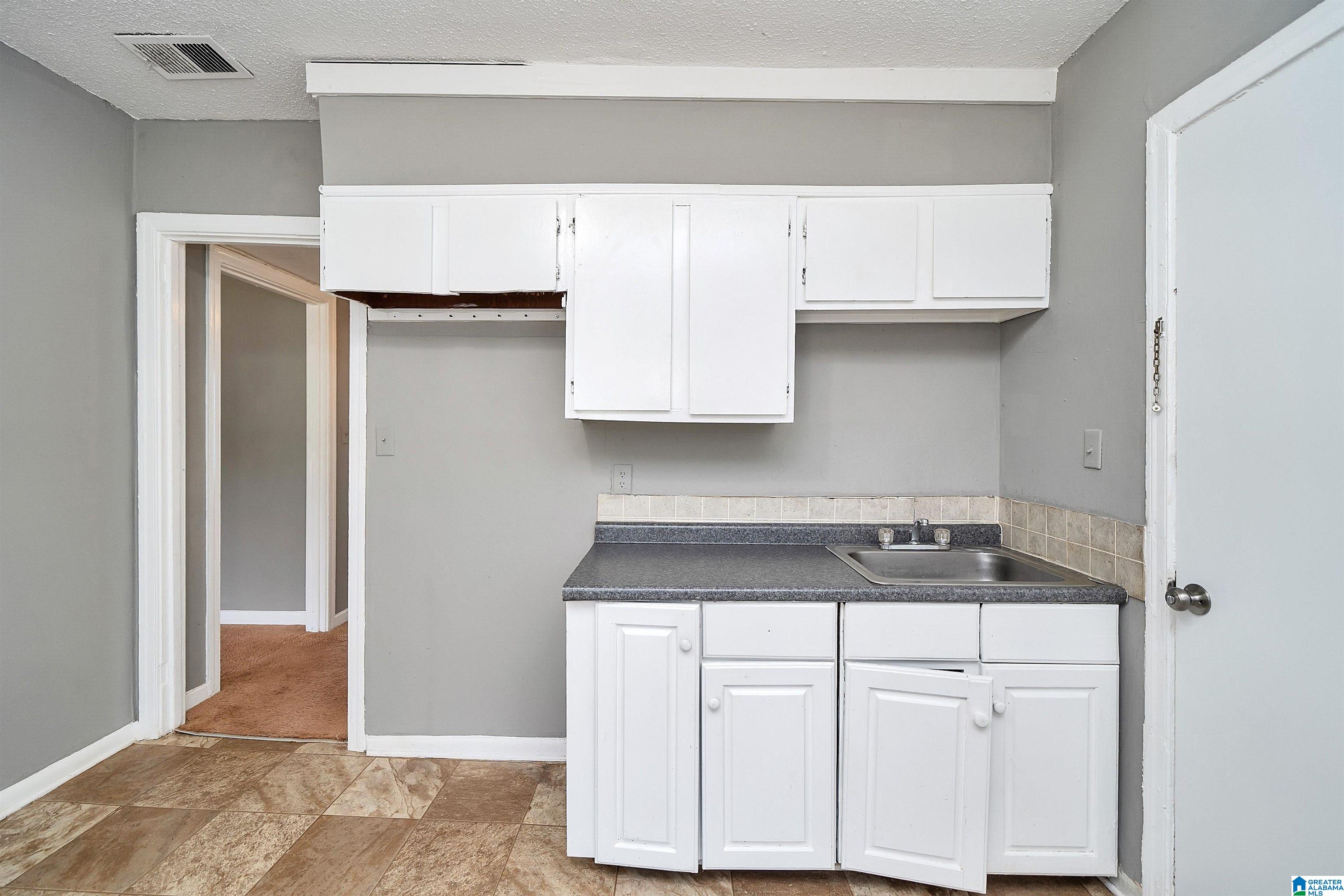 1272 MEADOW LANE
