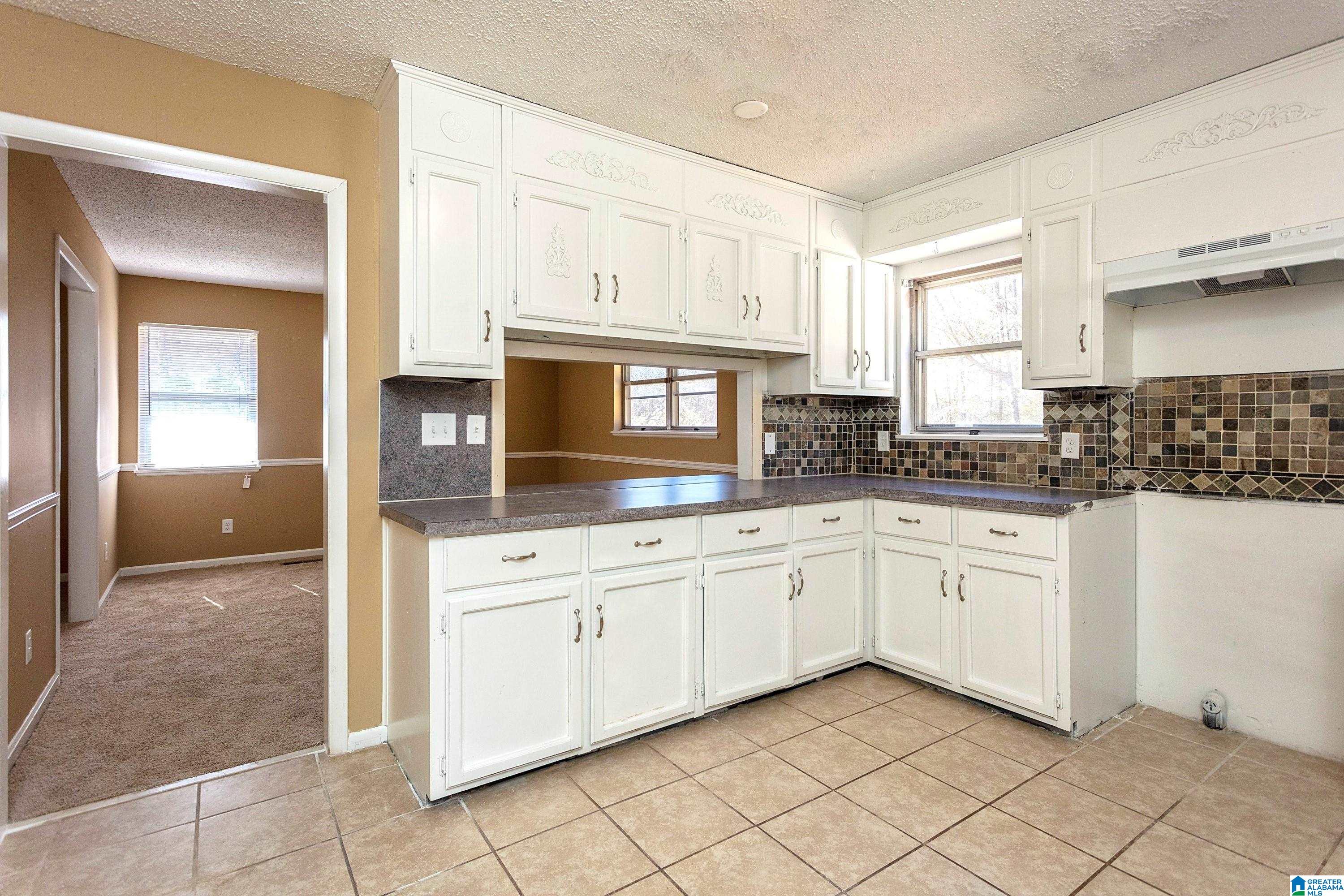 2112 ALAN DRIVE