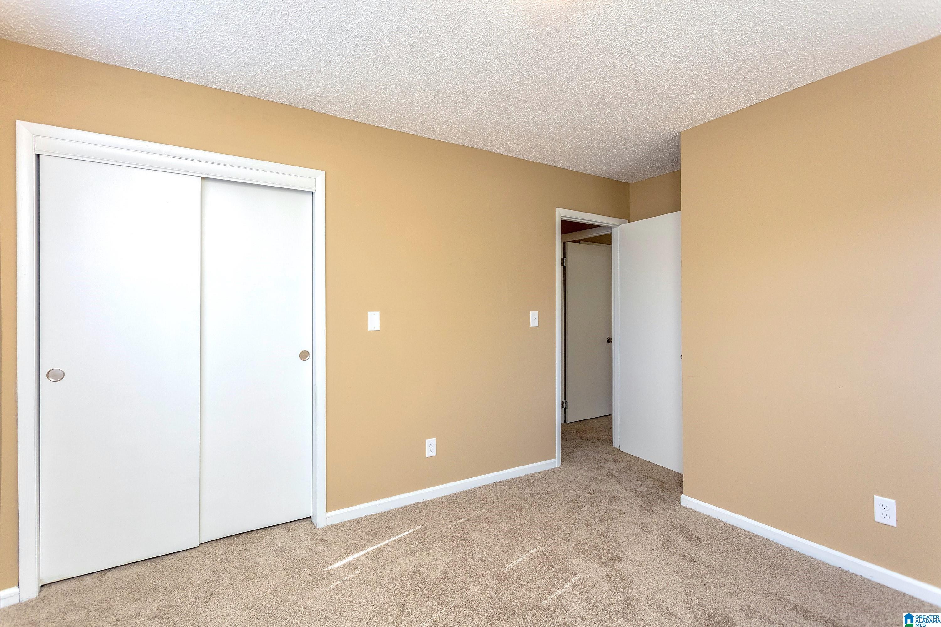 2112 ALAN DRIVE