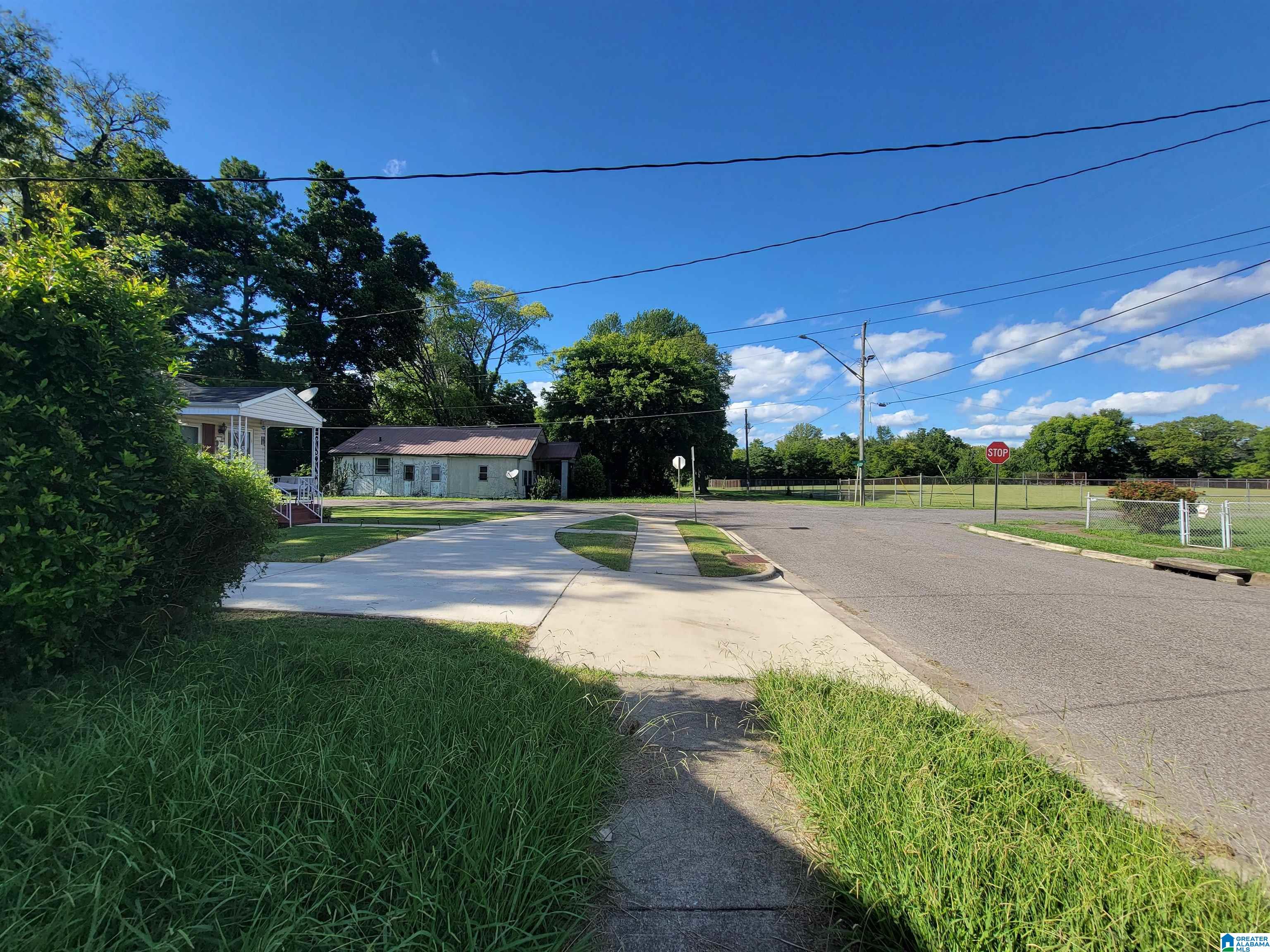 Homes for sale in Birmingham, AL | 1332 44Th Pl N, Birmingham, AL 35212 | MLS# 1362876