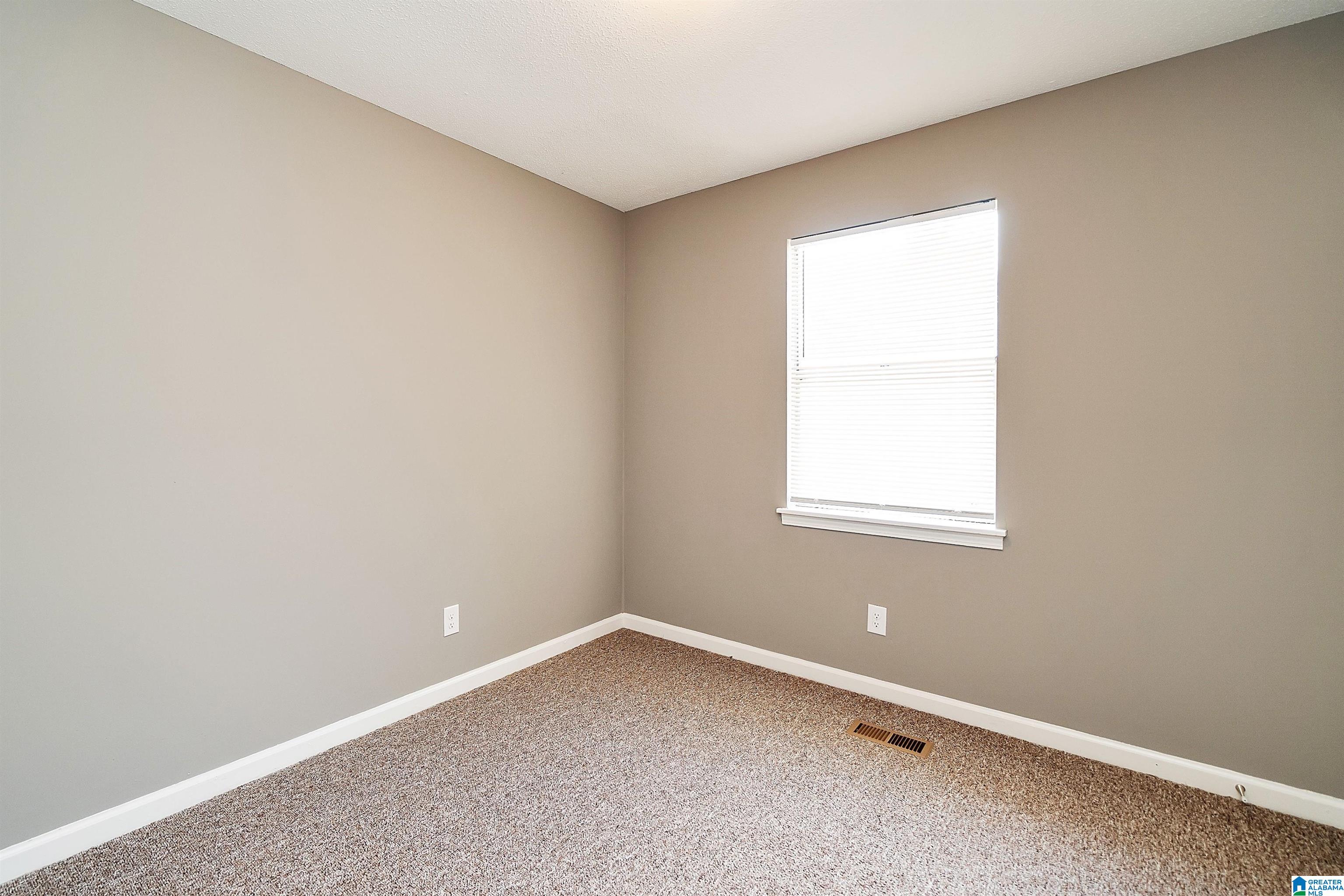 620 15TH COURT NW