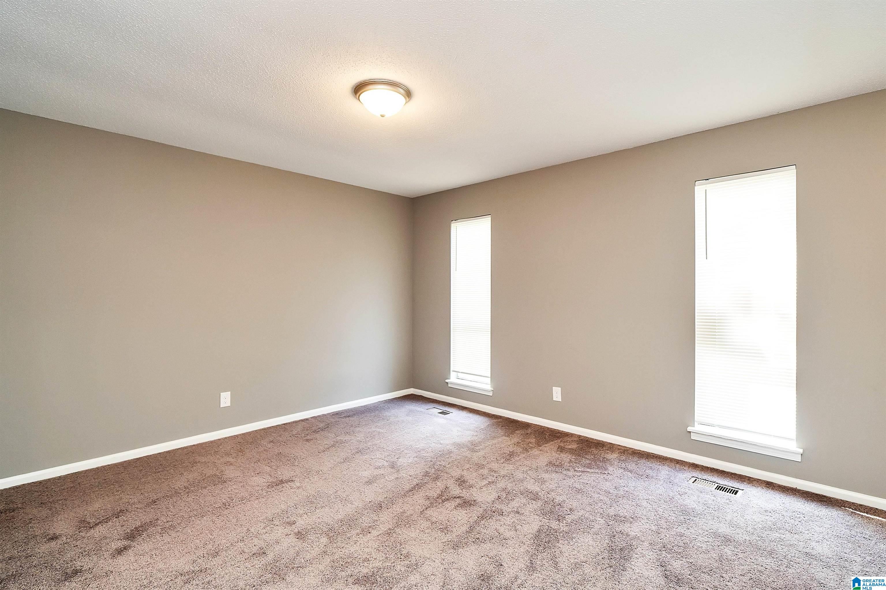 620 15TH COURT NW
