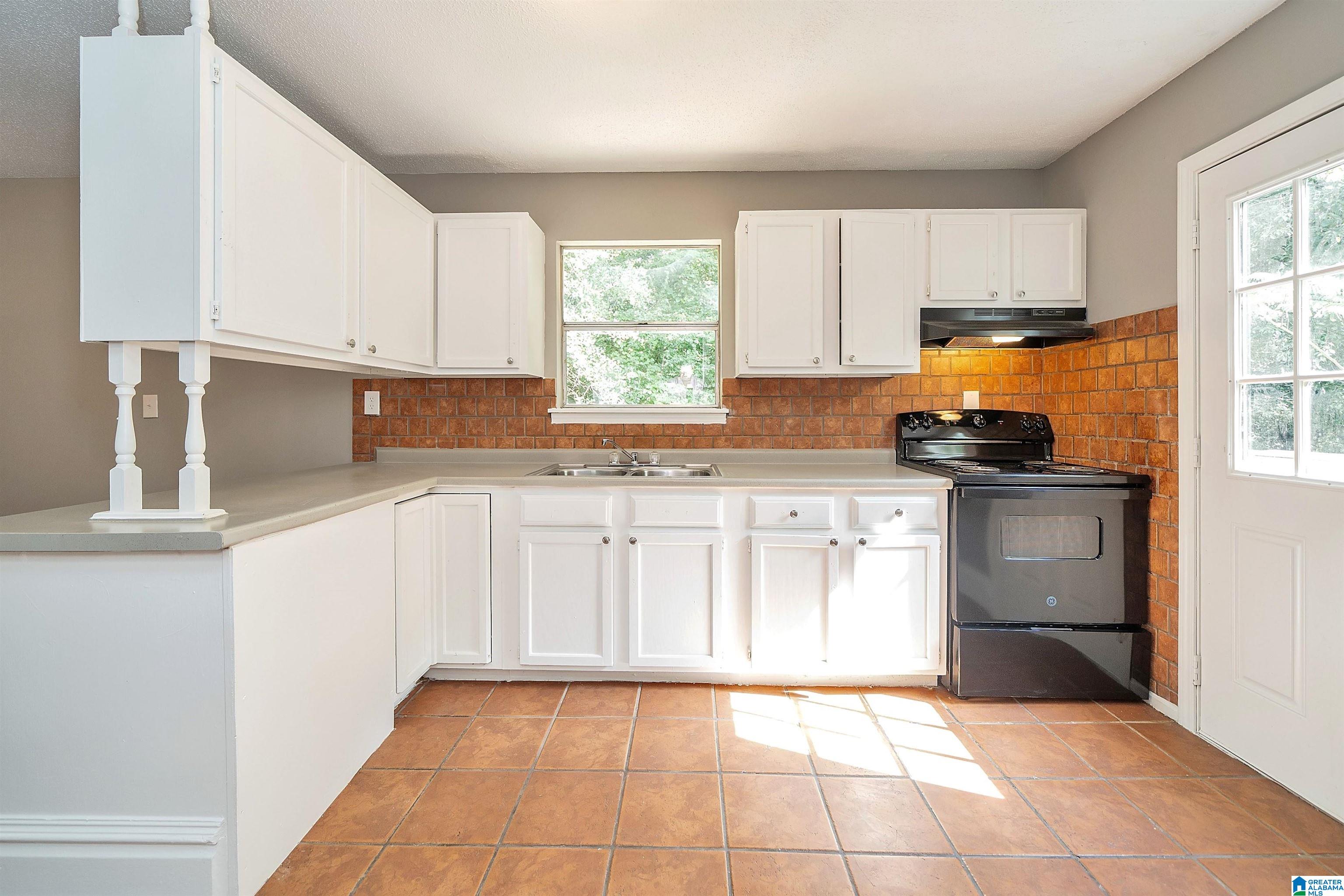 620 15TH COURT NW