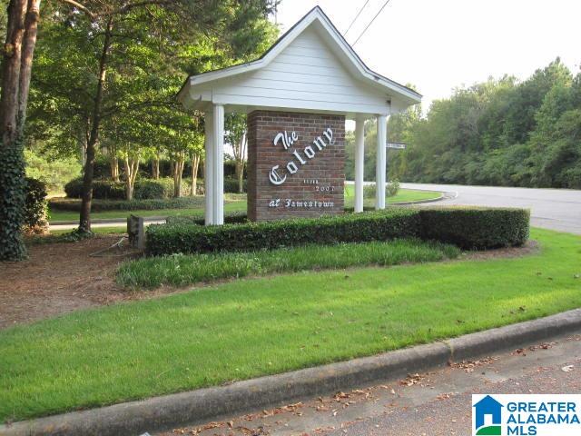 390 JAMESTOWN WAY