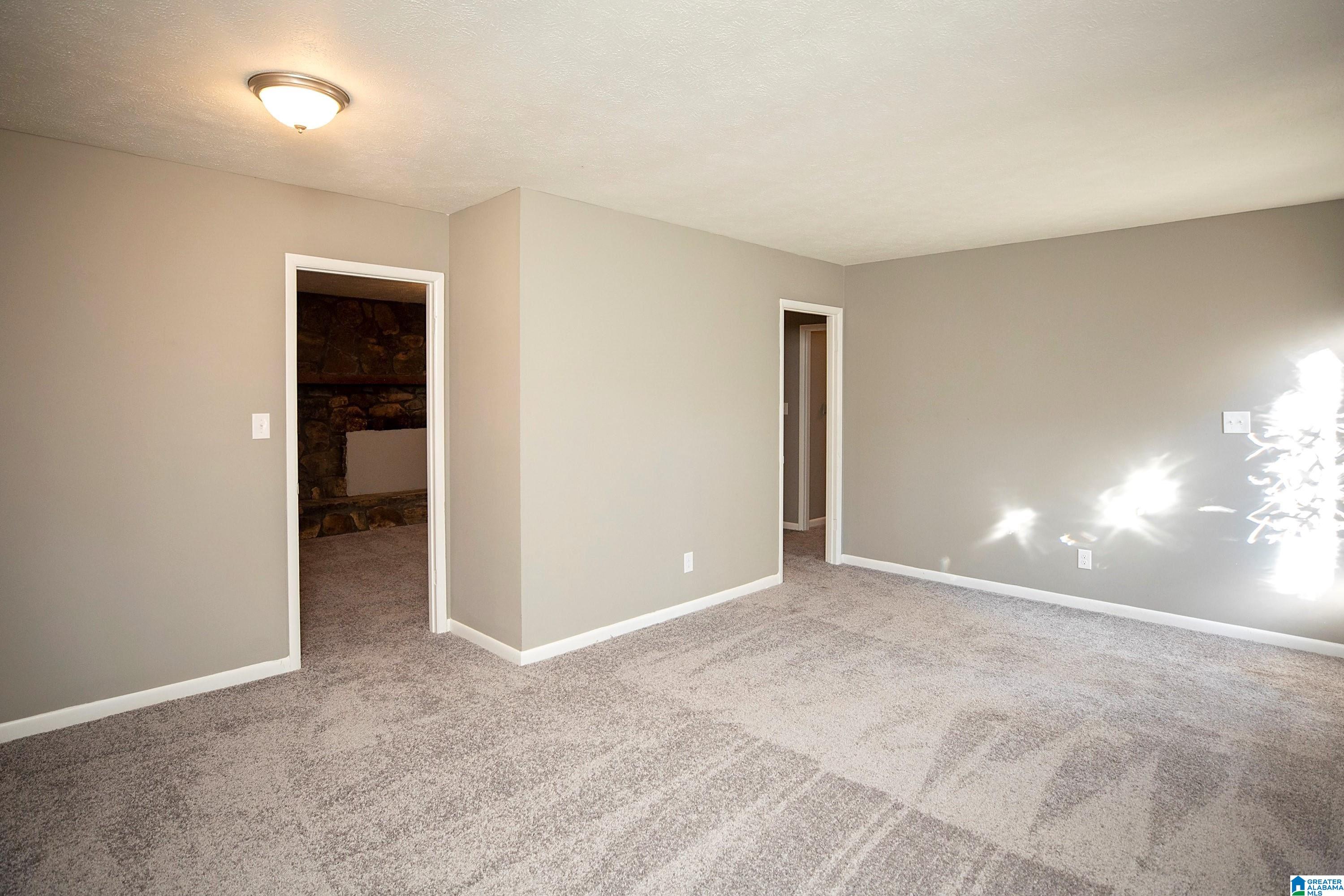906 PINECLIFF DRIVE