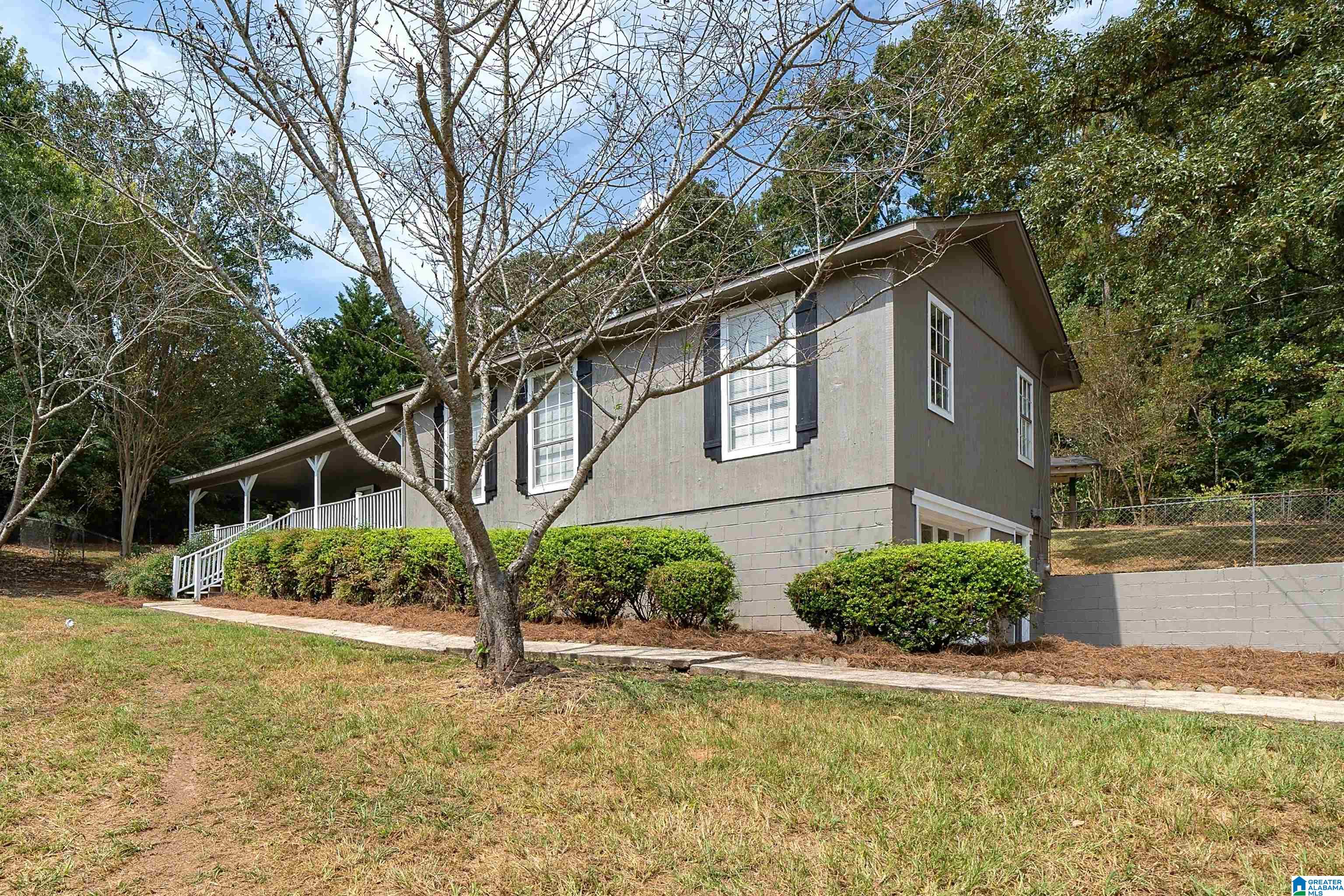 5963 KELLY DRIVE