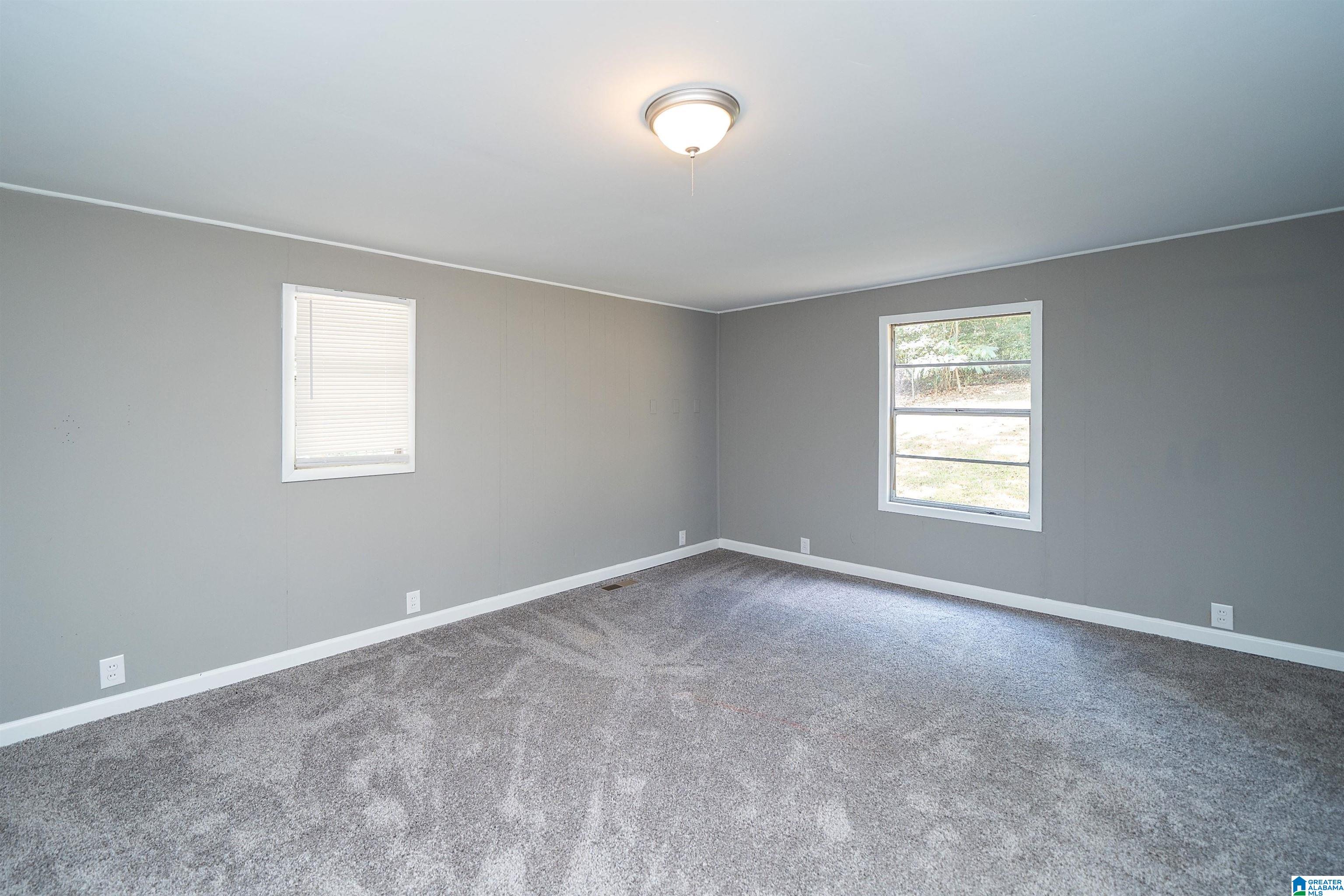 5963 KELLY DRIVE