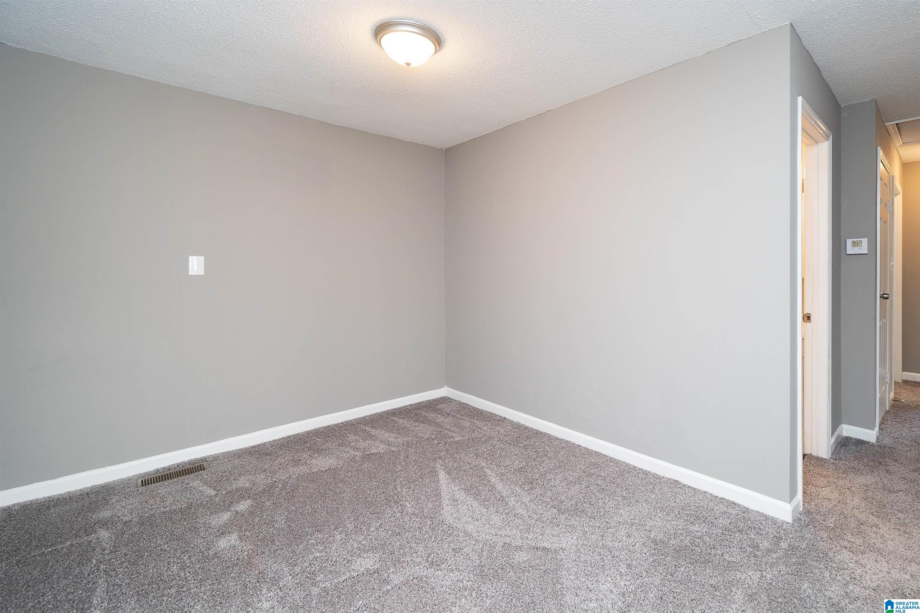 5963 KELLY DRIVE