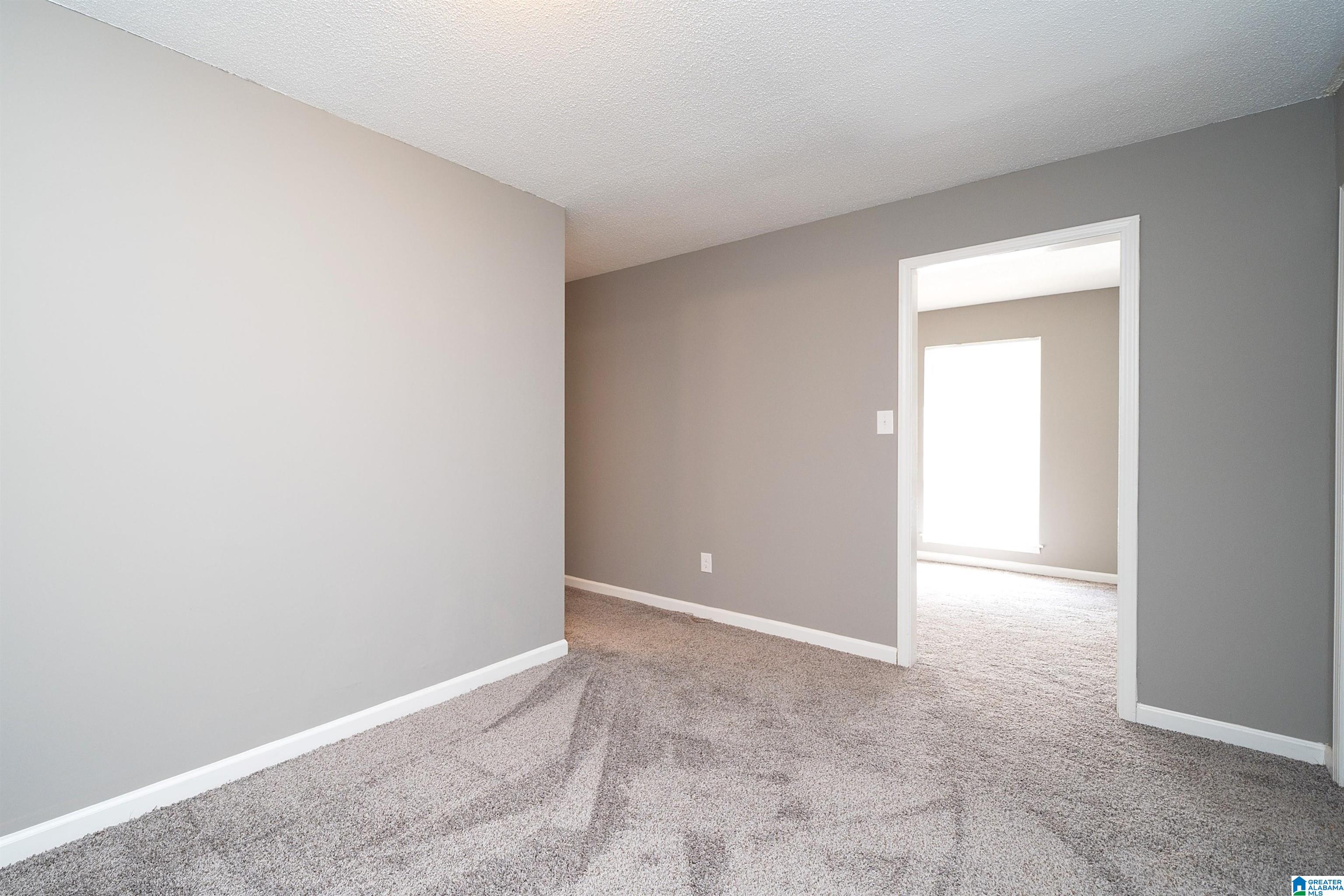 5963 KELLY DRIVE