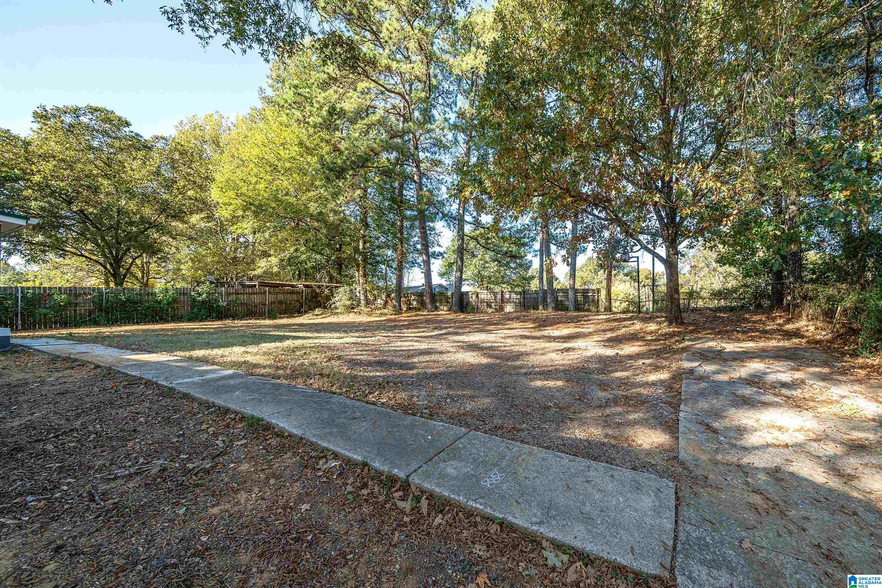 707 HILLCREST ROAD