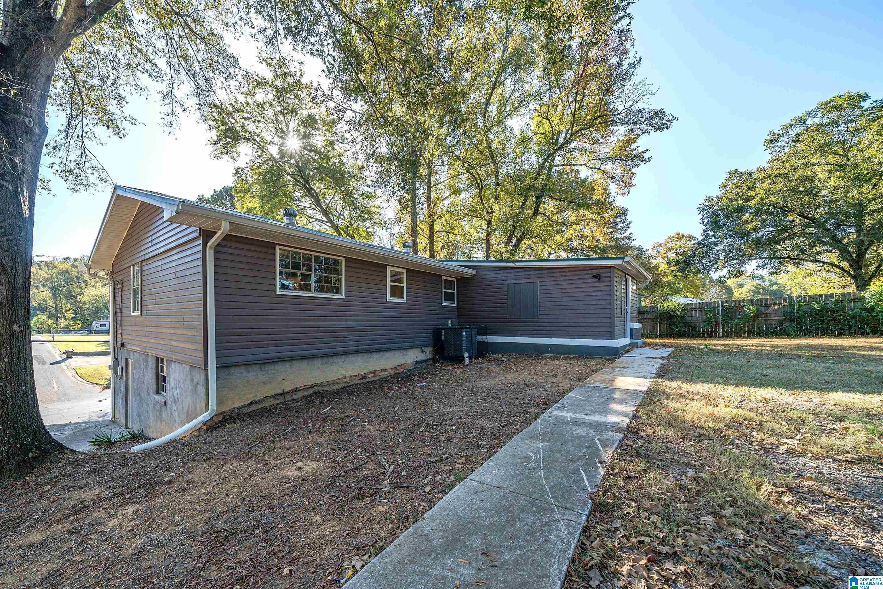 707 HILLCREST ROAD