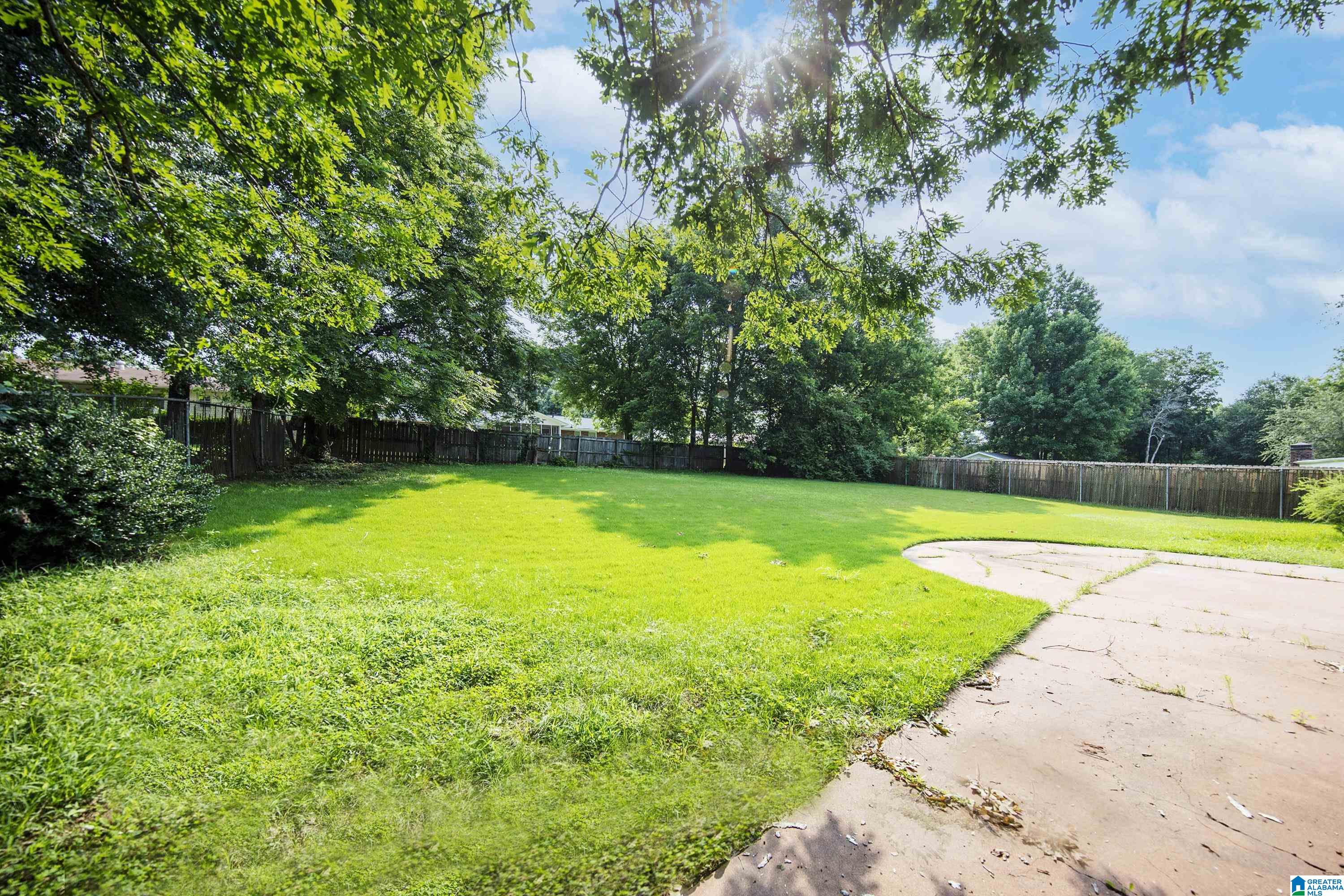 3713 BLACKBERRY LANE