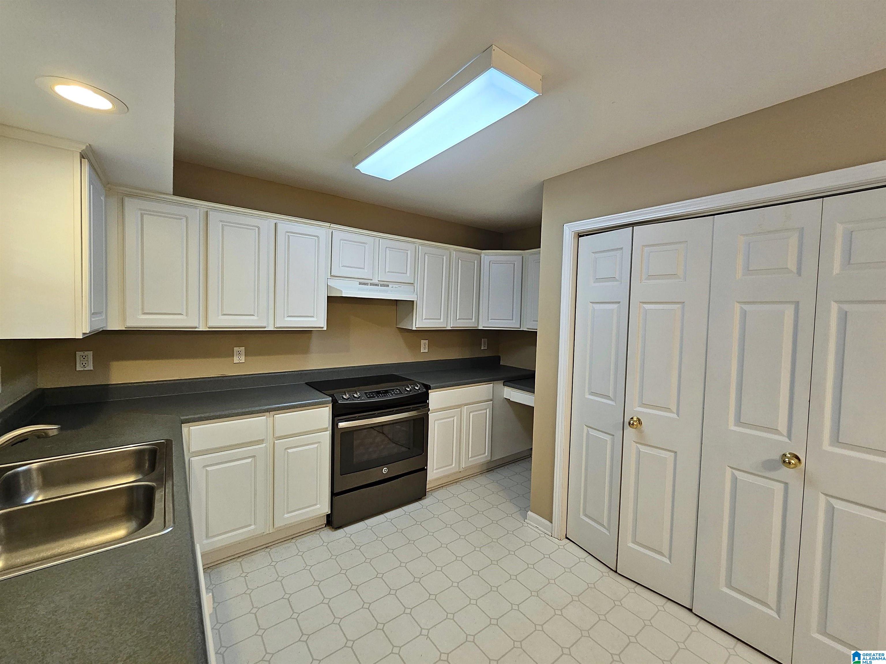156 ROCKY RIDGE DRIVE