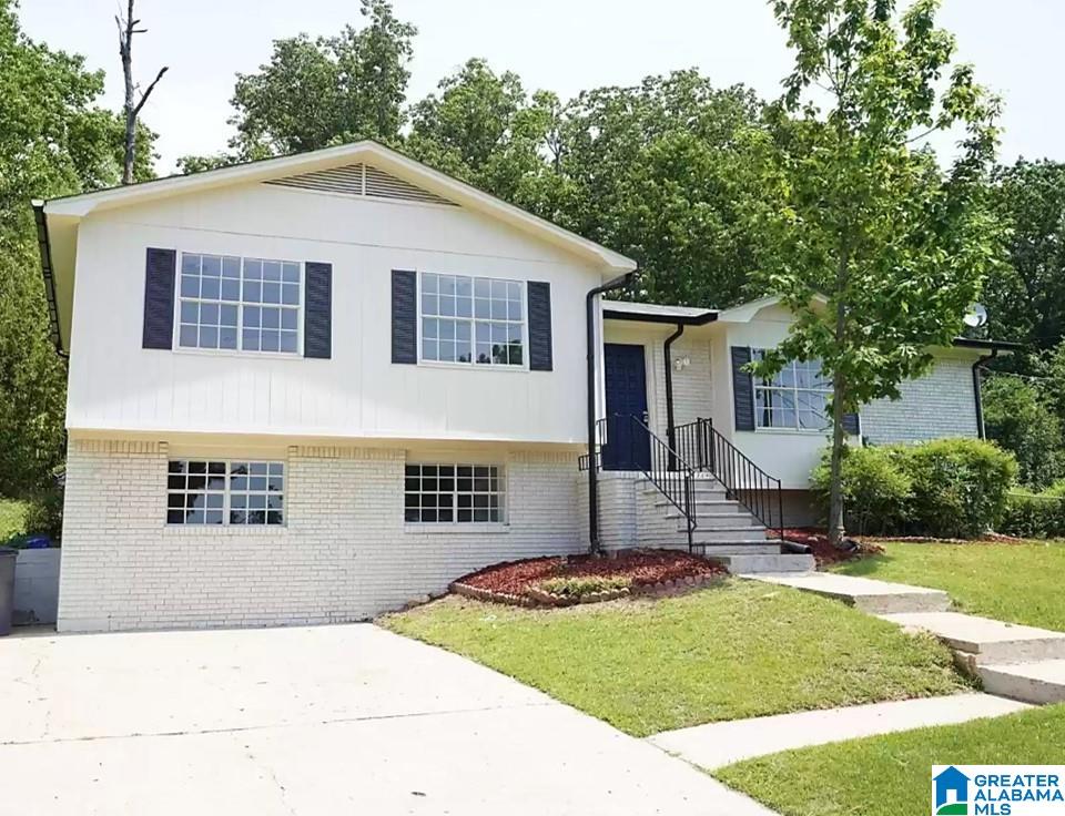 5010 DARLENE DRIVE