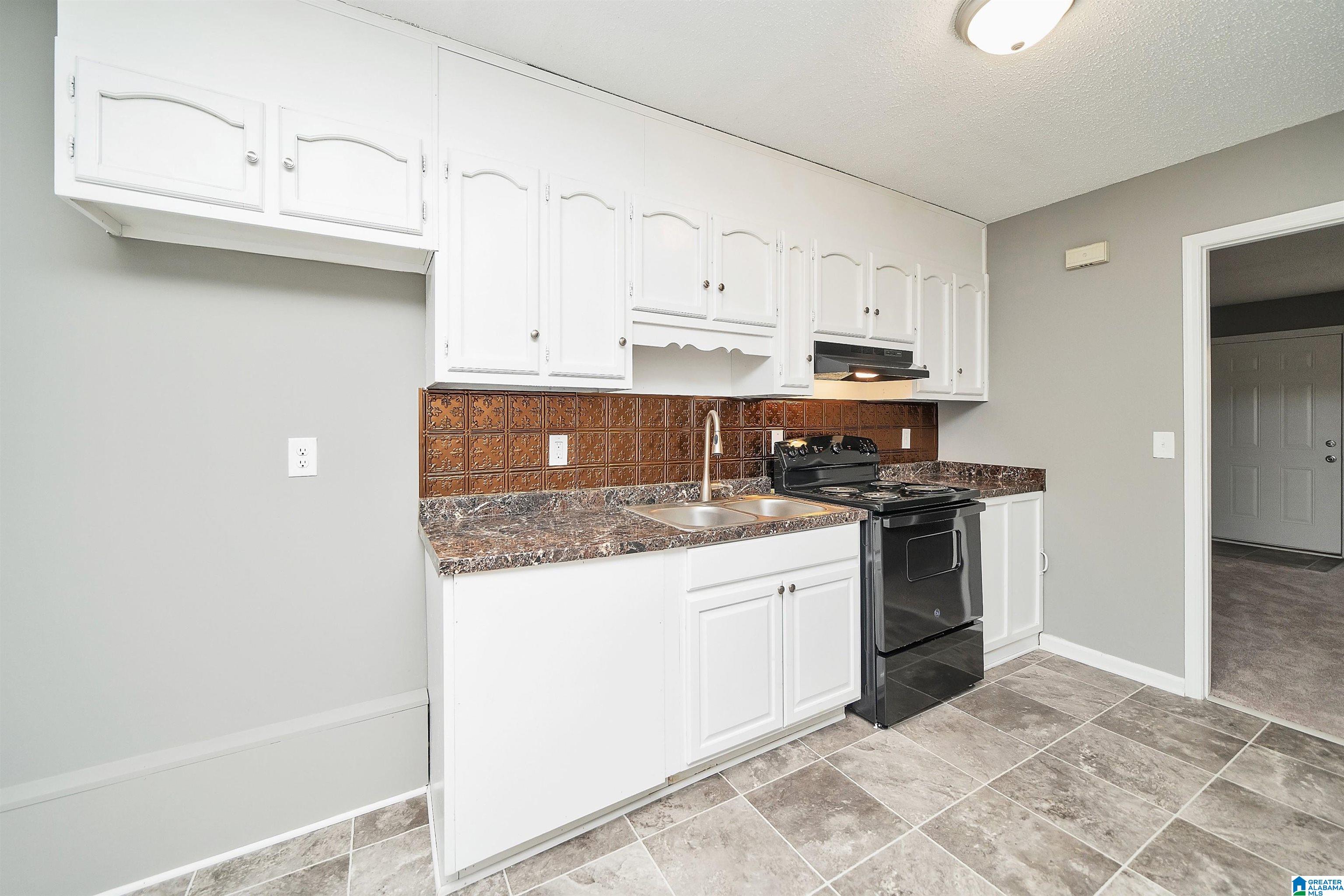 184 SATURN LANE 184
