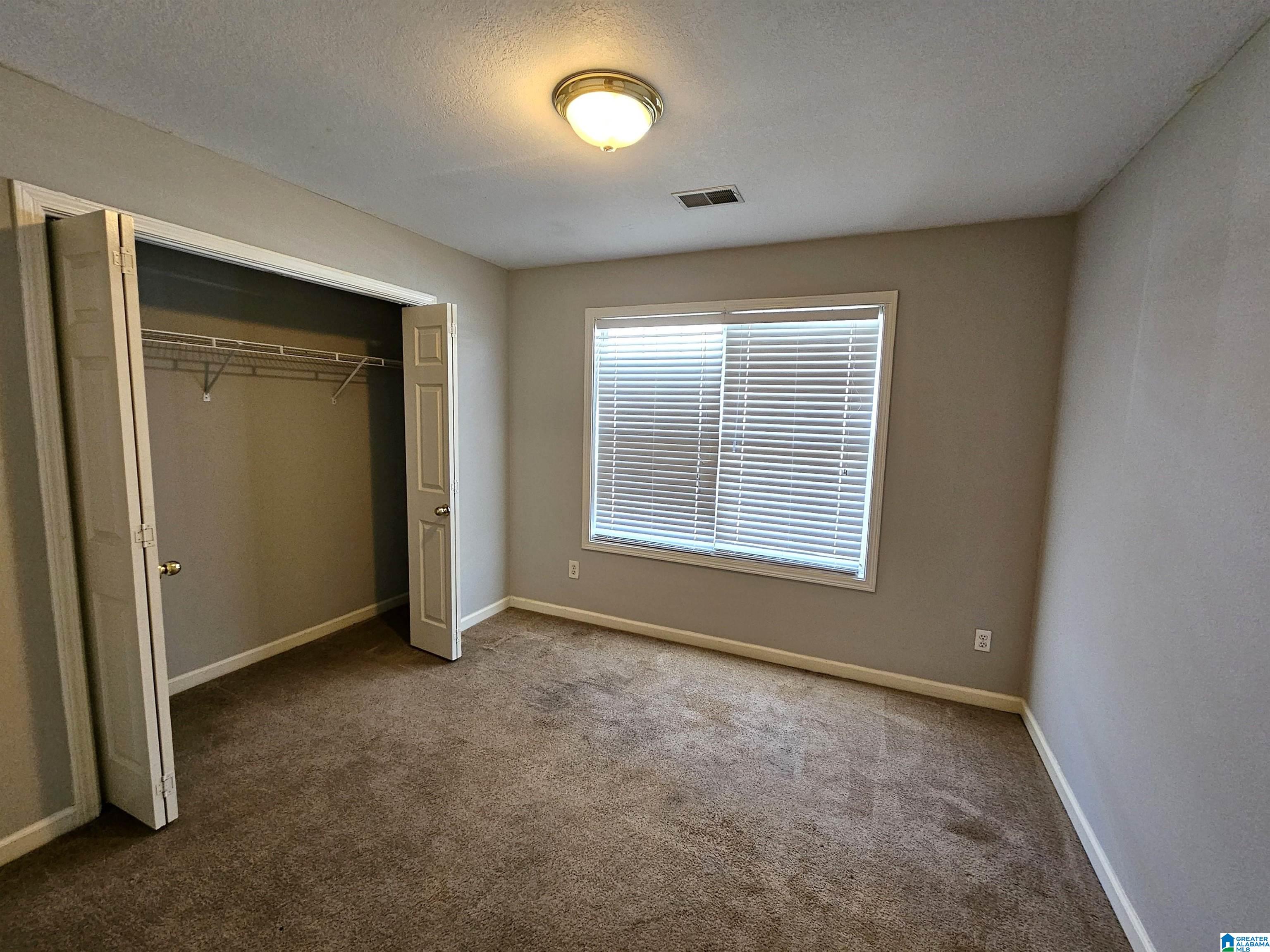1009 WYNDHAM LANE