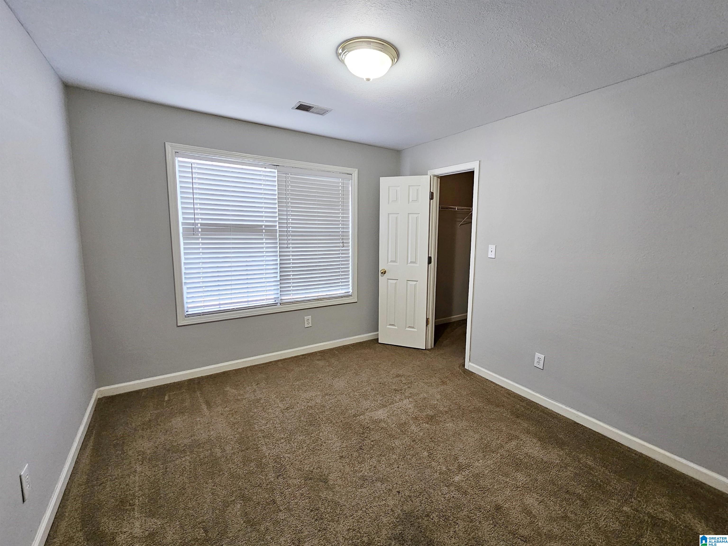 1009 WYNDHAM LANE