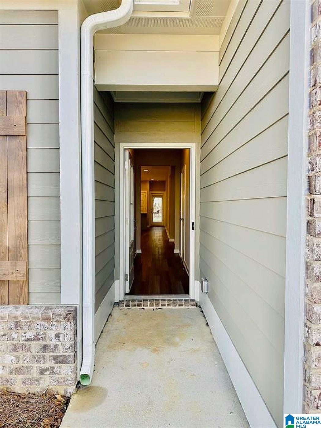45 RIVER BIRCH LANE