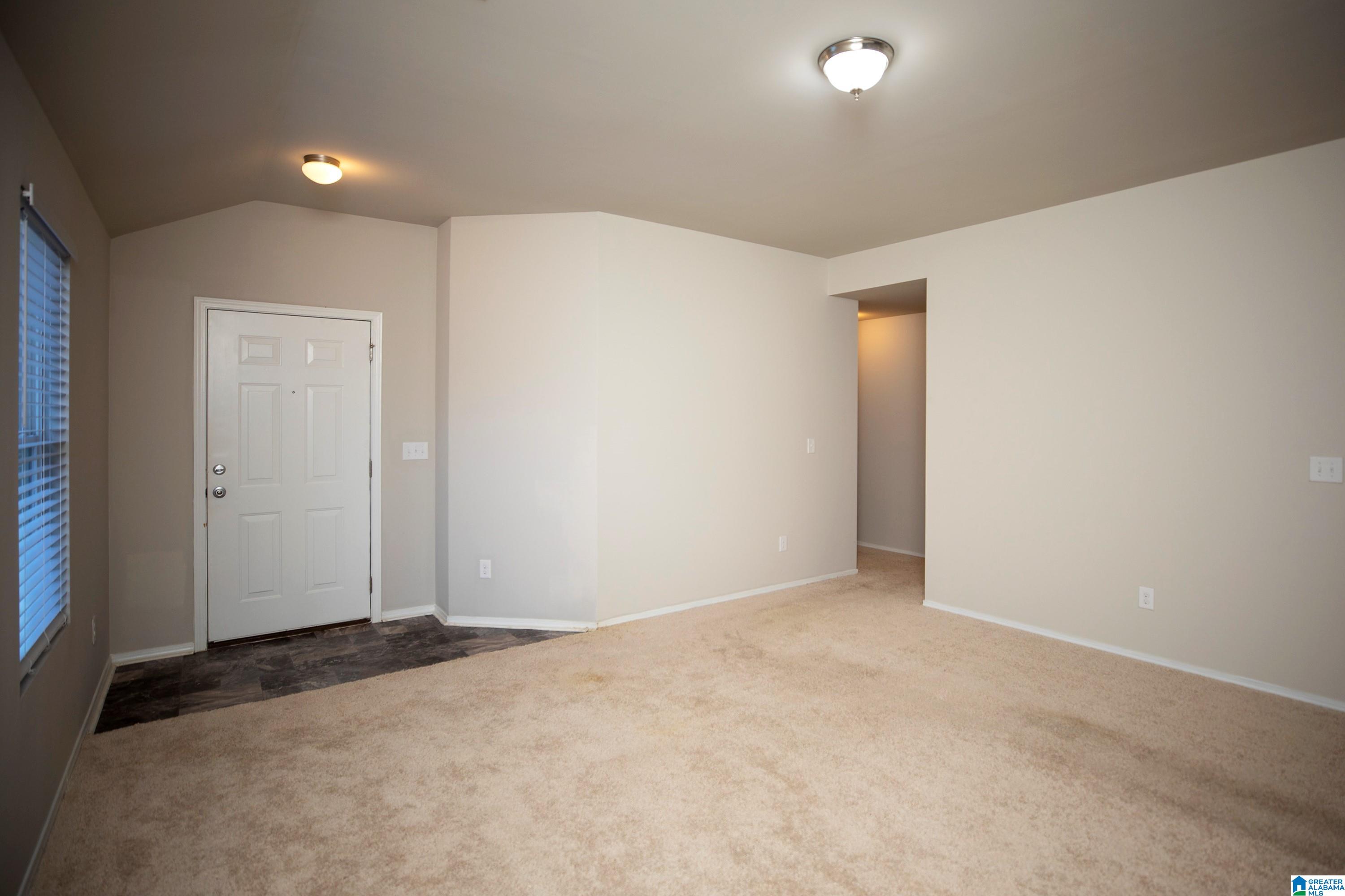 518 FOX RUN LANE
